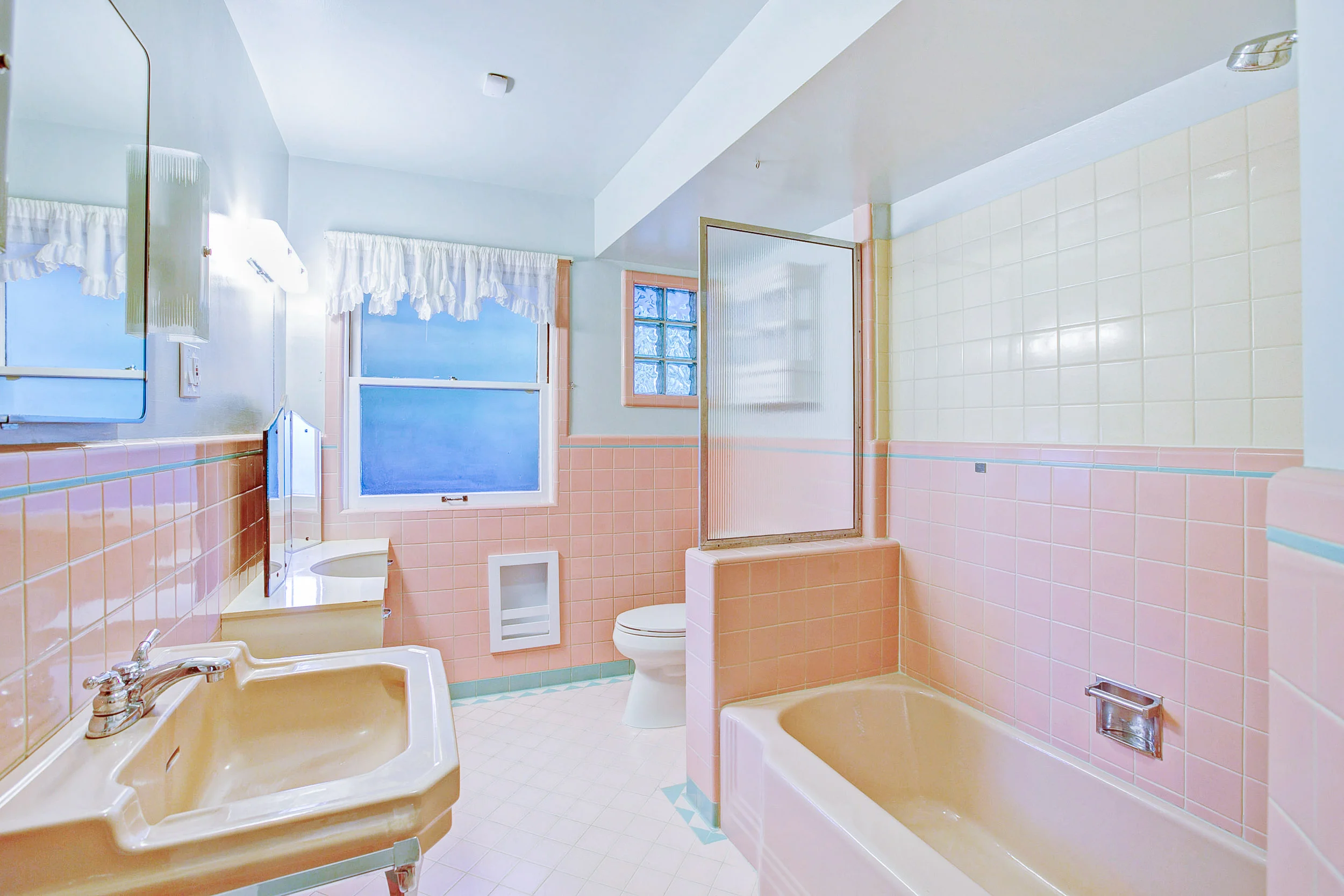 35_1421 Holly St., West Linn_3141.jpg
