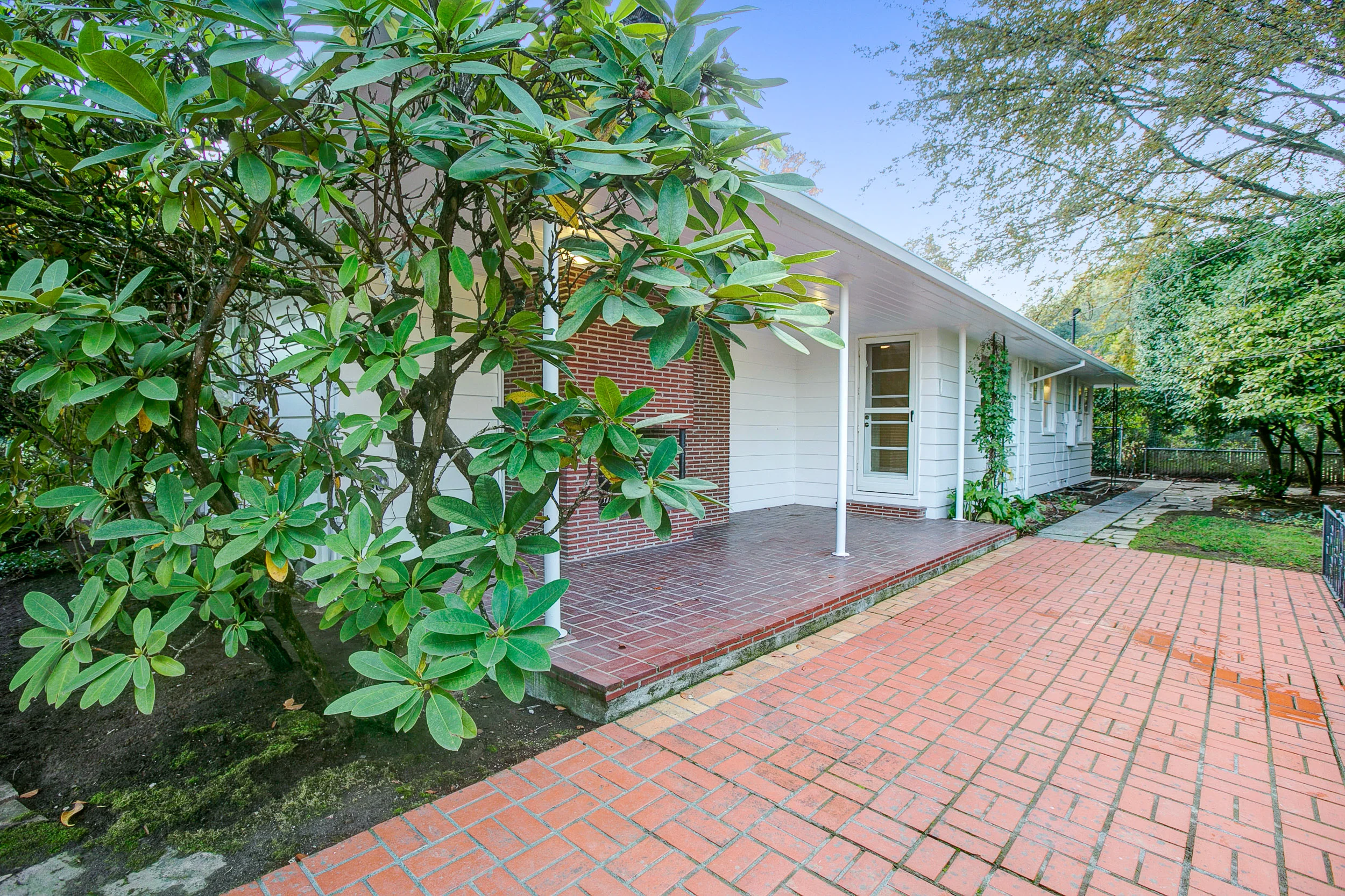 48_1421 Holly St., West Linn_3211.jpg