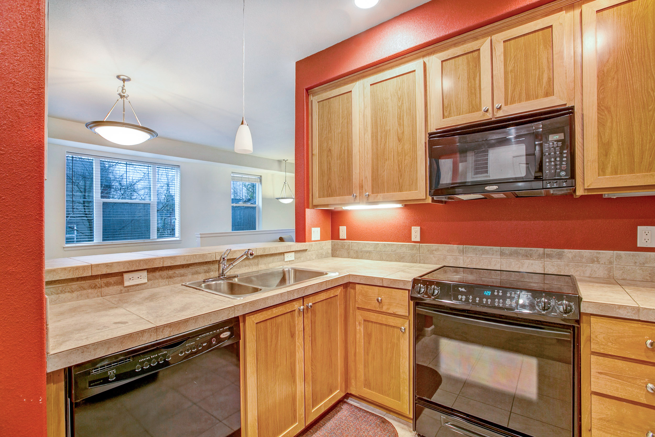 10_10860 SW Huntington Ave., Tigard_3467.jpg