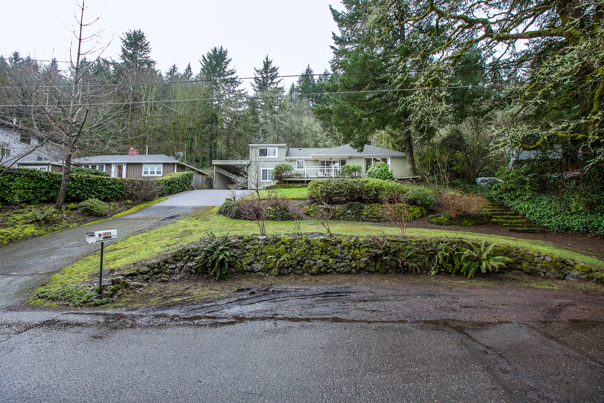 01_18858 Upper Midhill Dr. West LInn_50.jpg