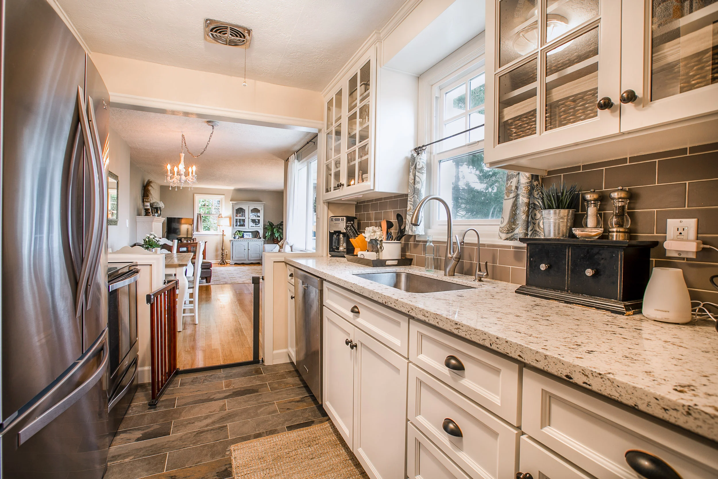 18_18858 Upper Midhill Dr. West LInn_4.jpg