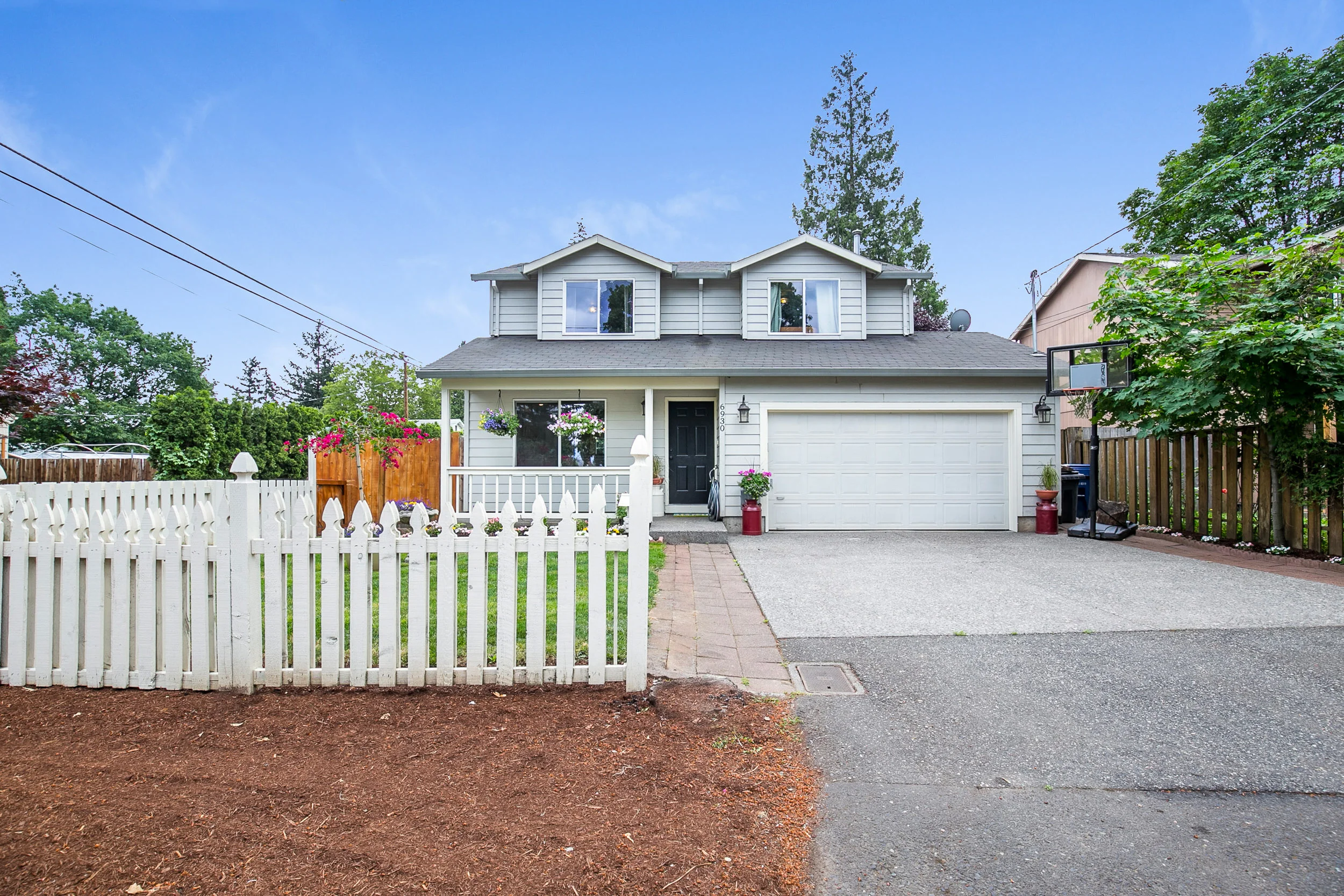 001_6930 SE Lamphier St_MG_9416-HDR.jpg