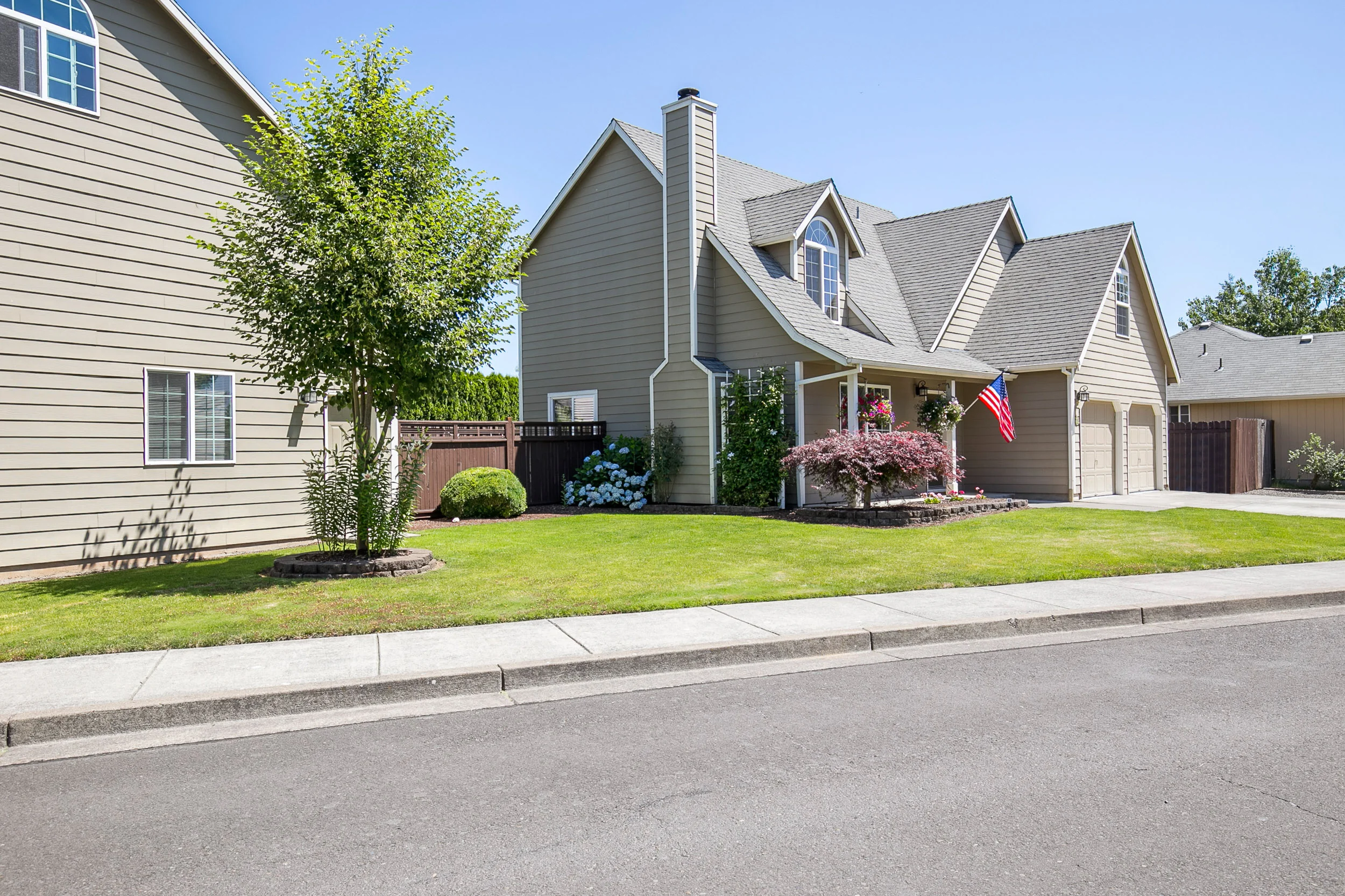 004_2193 Riviera Ct., Hubbard_MG_5013-HDR.jpg