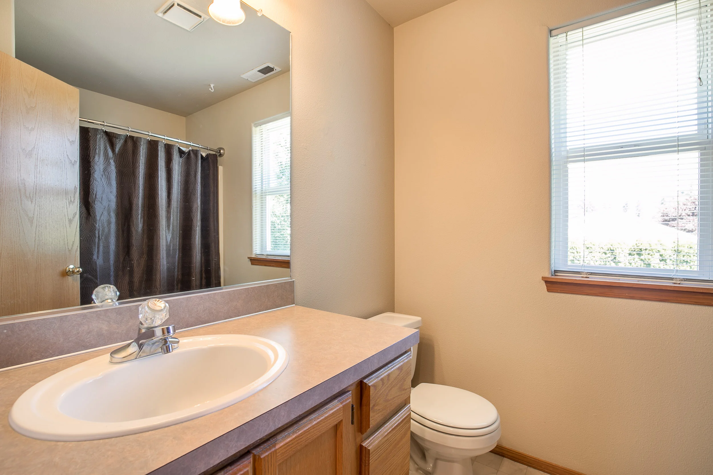 026_2193 Riviera Ct., Hubbard_MG_5143-HDR.jpg