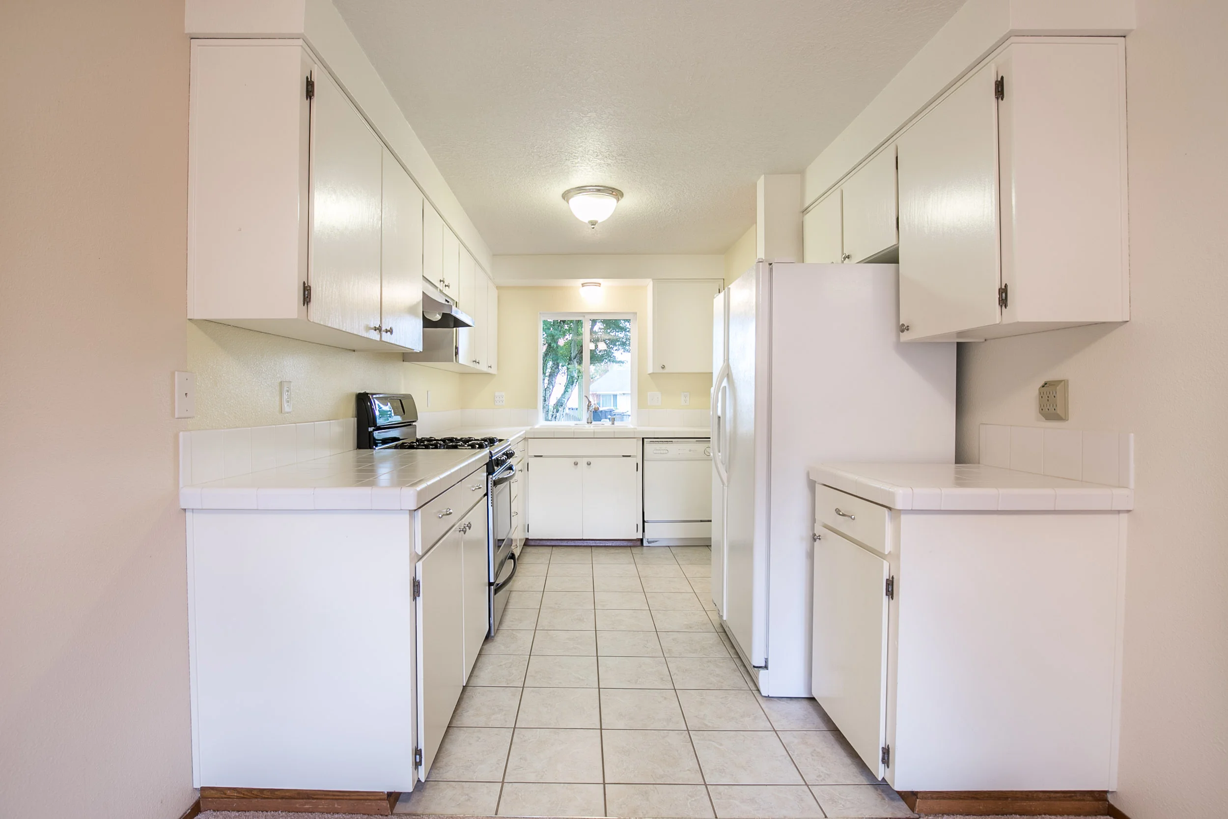 011_8270 SW Colony Creek Ct Tigard_MG_1014-HDR.jpg