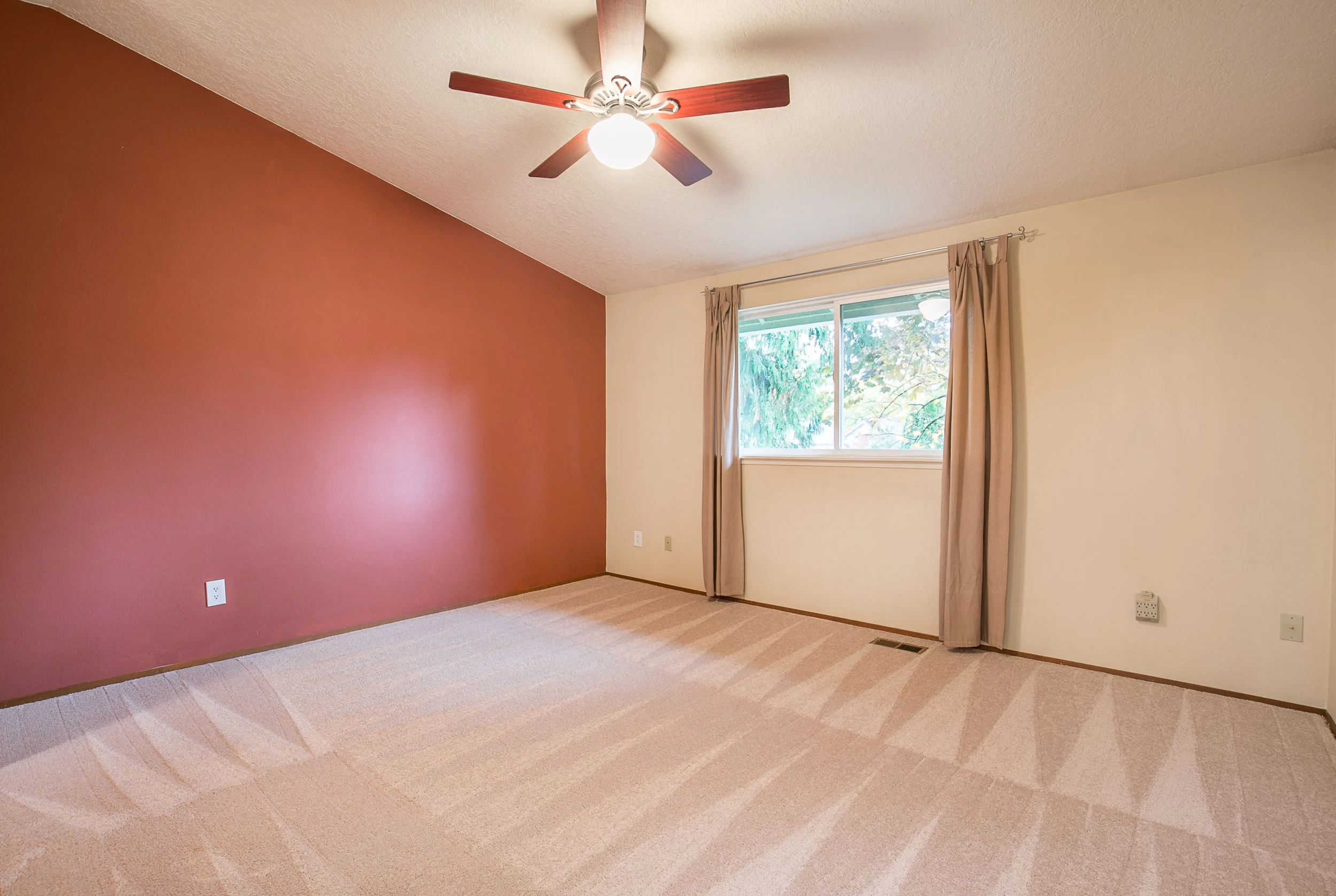 019_8270 SW Colony Creek Ct Tigard_MG_1064-HDR.jpg