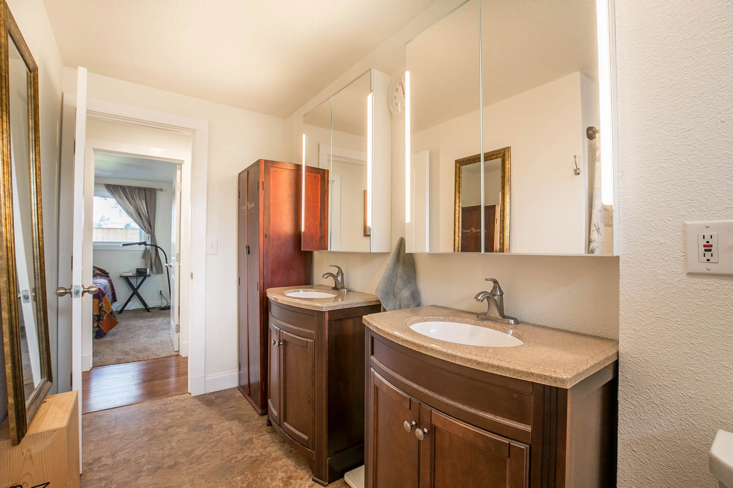 028_14676 SE Johnson Rd Milwaukie_MG_4395-HDR.jpg