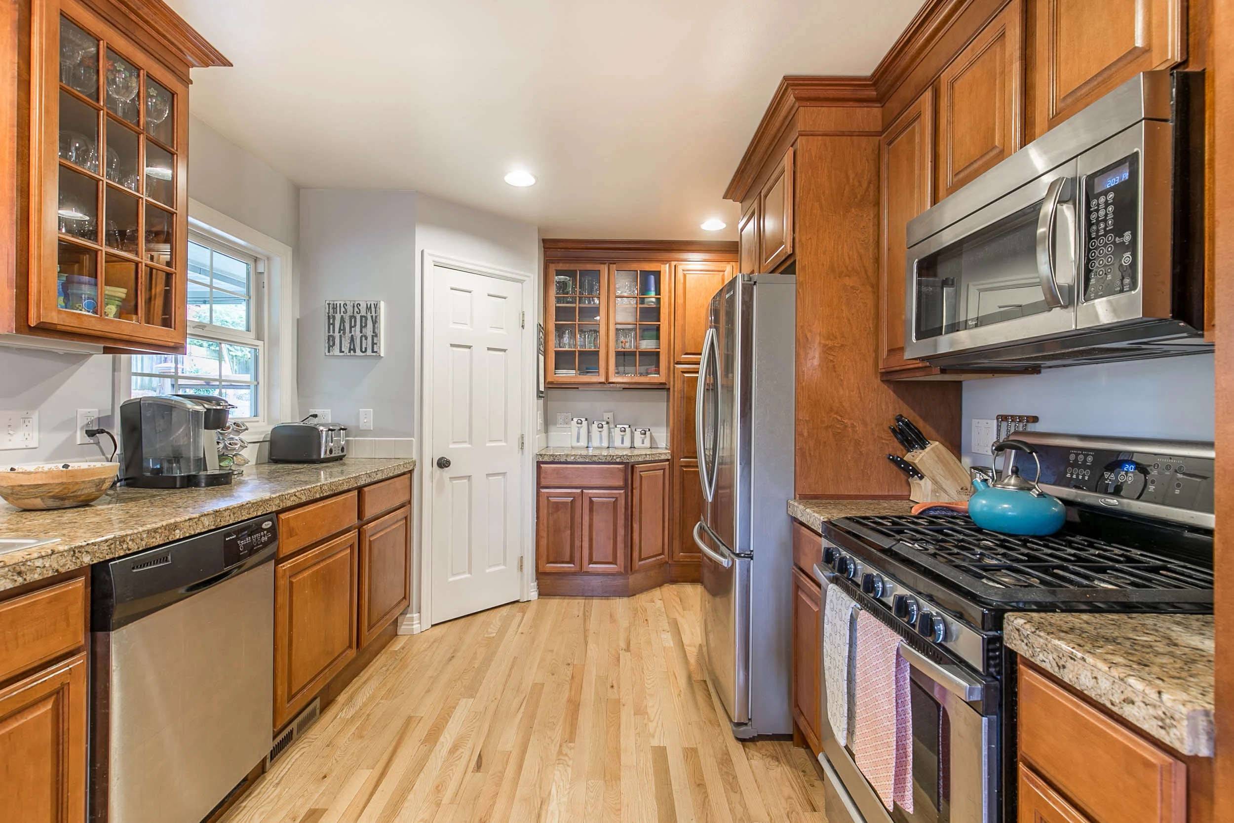018_6155 SW Luradel St_MG_8876-HDR.jpg