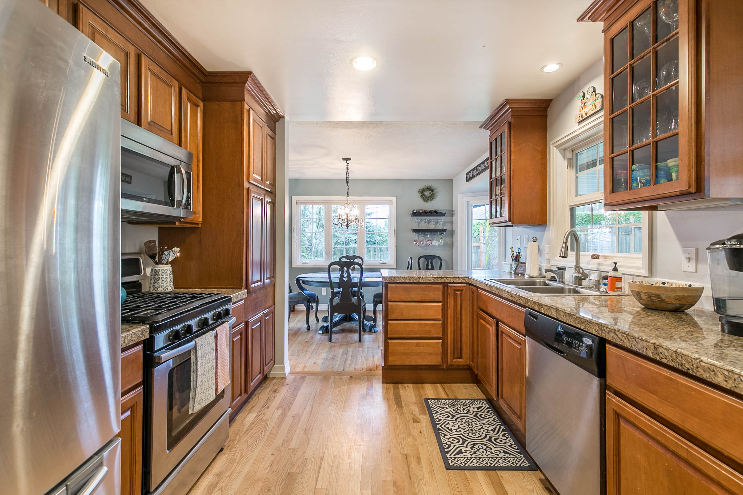 021_6155 SW Luradel St_MG_8861-HDR.jpg