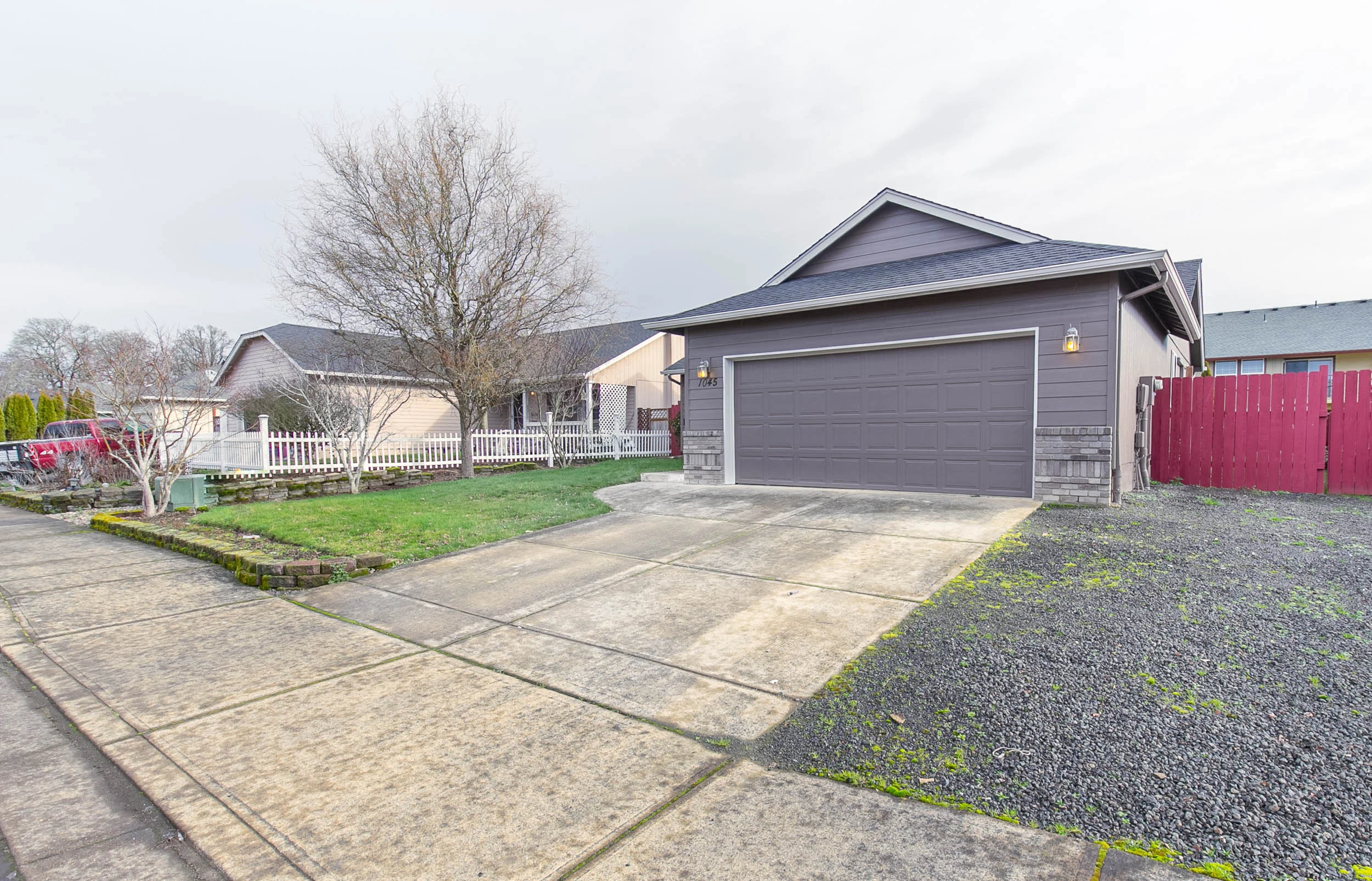 003_1045 Cascade Ln Molalla_MG_9686-HDR.jpg