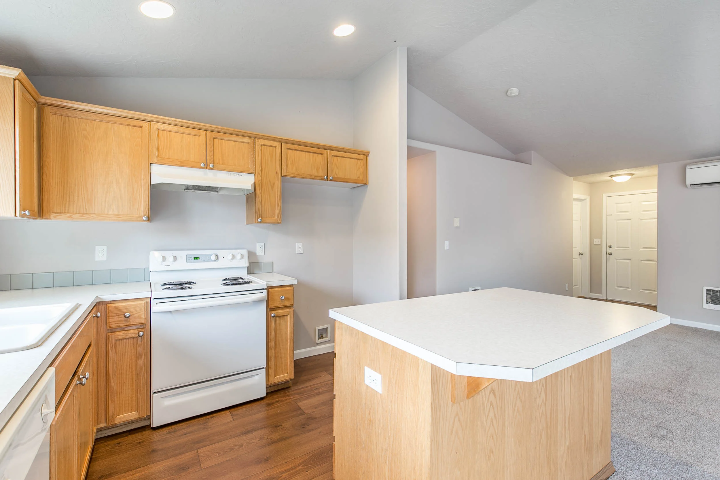 012_1045 Cascade Ln Molalla_MG_9744-HDR.jpg