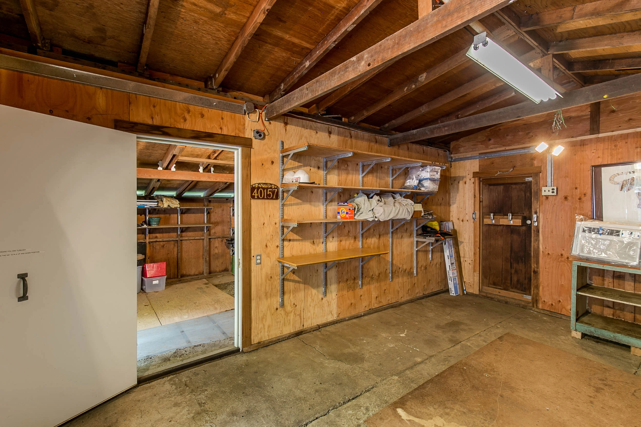 111_40157 Deerhorn Rd_MG_9064-HDR.jpg