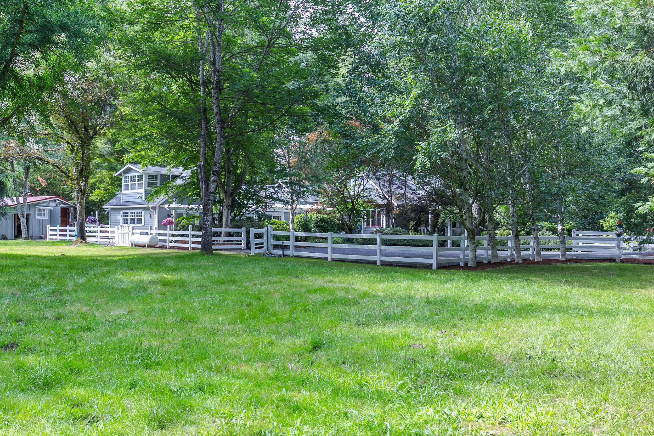 117_40157 Deerhorn Rd_MG_9494-HDR.jpg