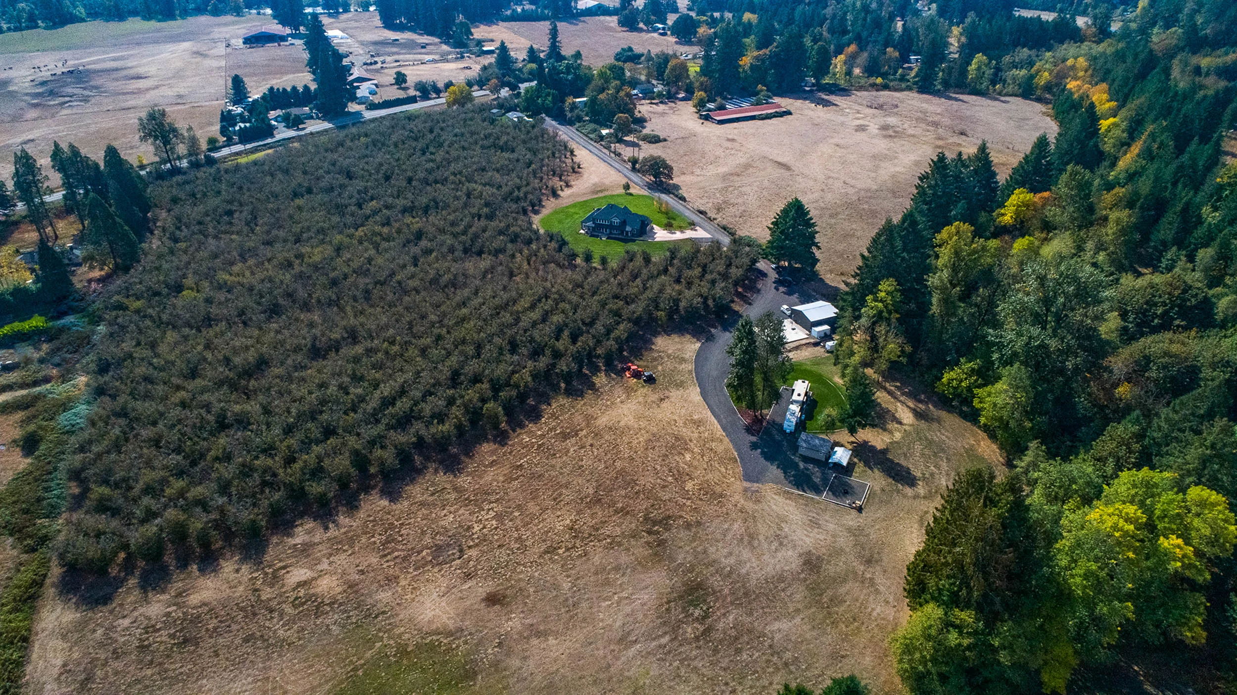 129_4108 McKenzie HwyMcKenzie Home19.jpg