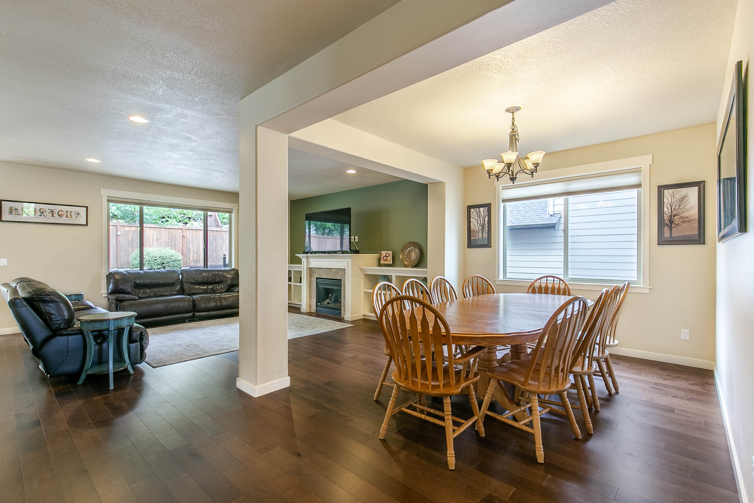 011_3571 Vista Heights Ln_MG_1263-HDR.jpg