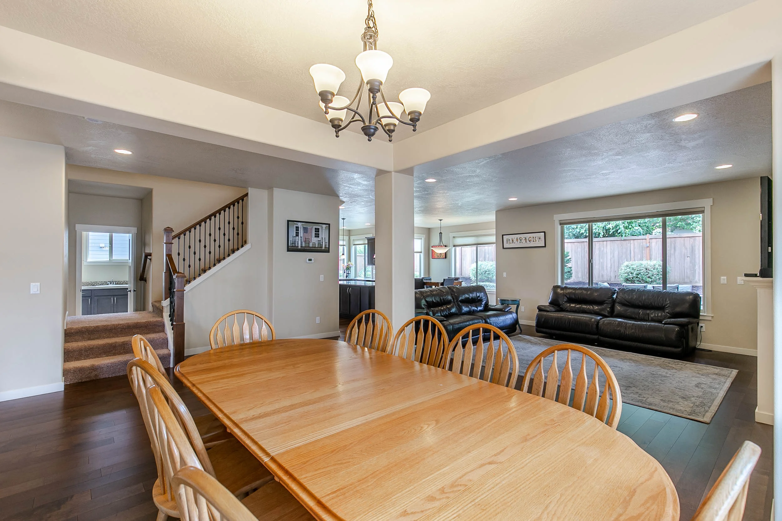 012_3571 Vista Heights Ln_MG_1278-HDR.jpg