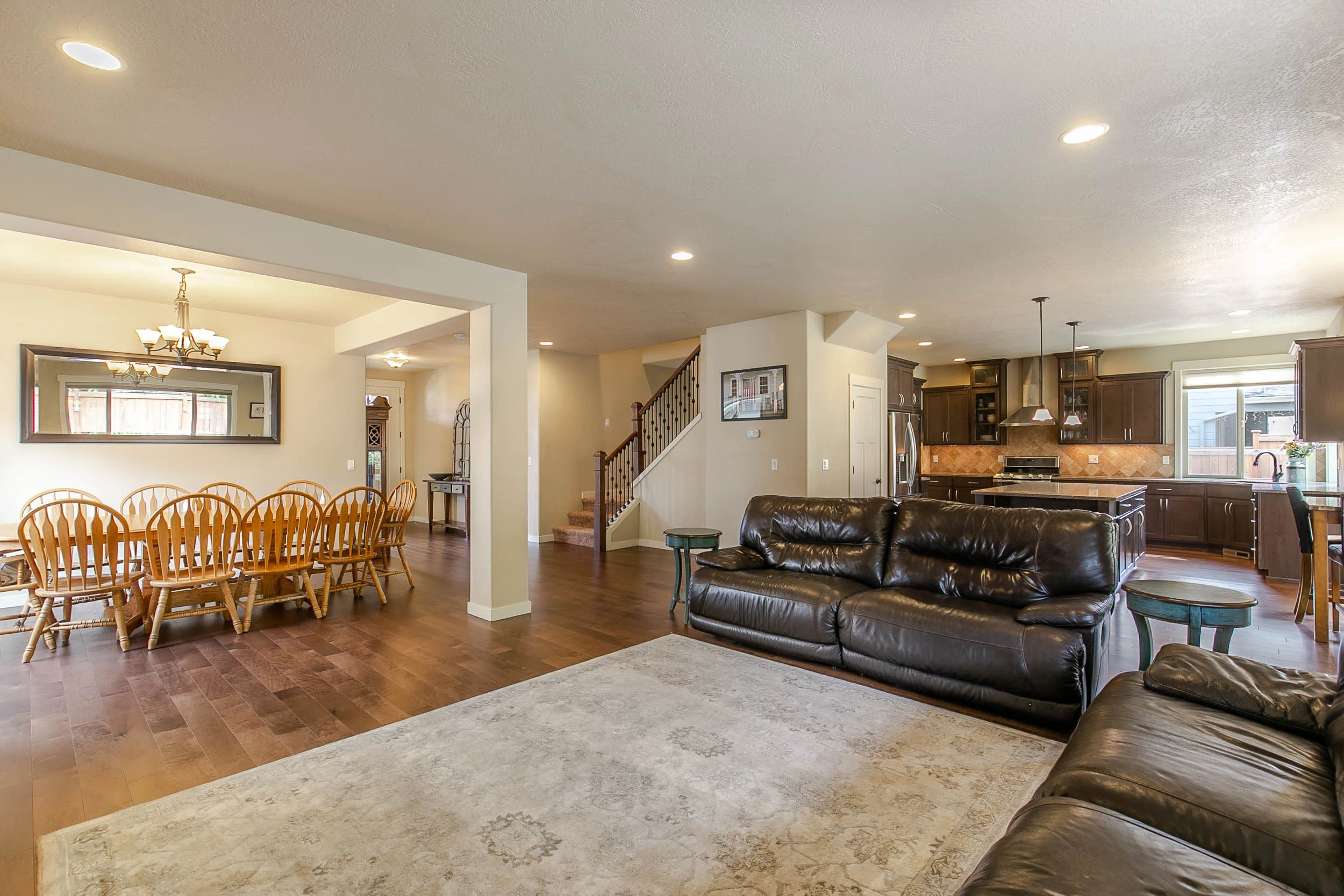 014_3571 Vista Heights Ln_MG_1333-HDR.jpg