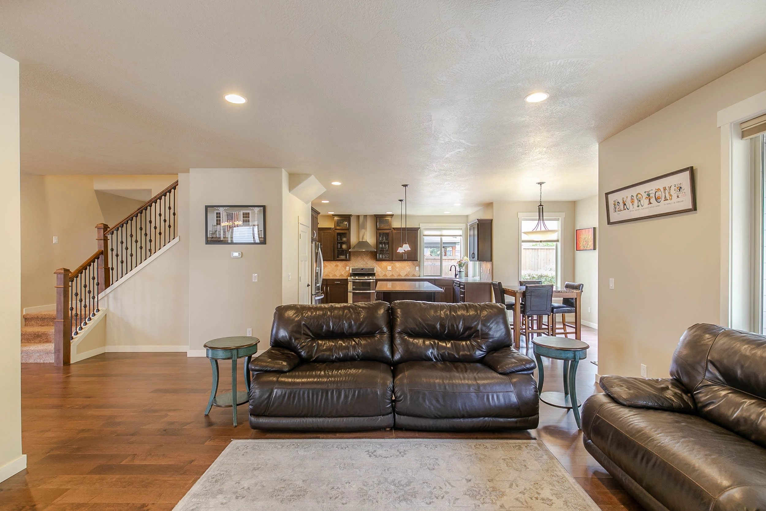 015_3571 Vista Heights Ln_MG_1343-HDR.jpg