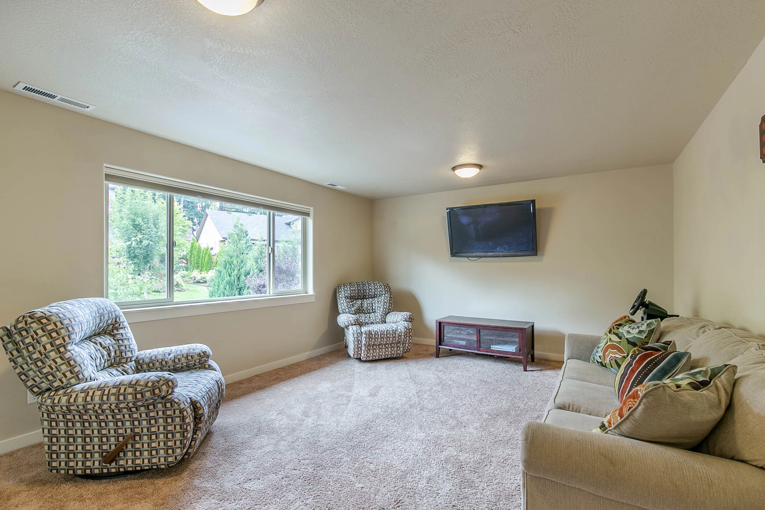 037_3571 Vista Heights Ln_MG_1432-HDR.jpg