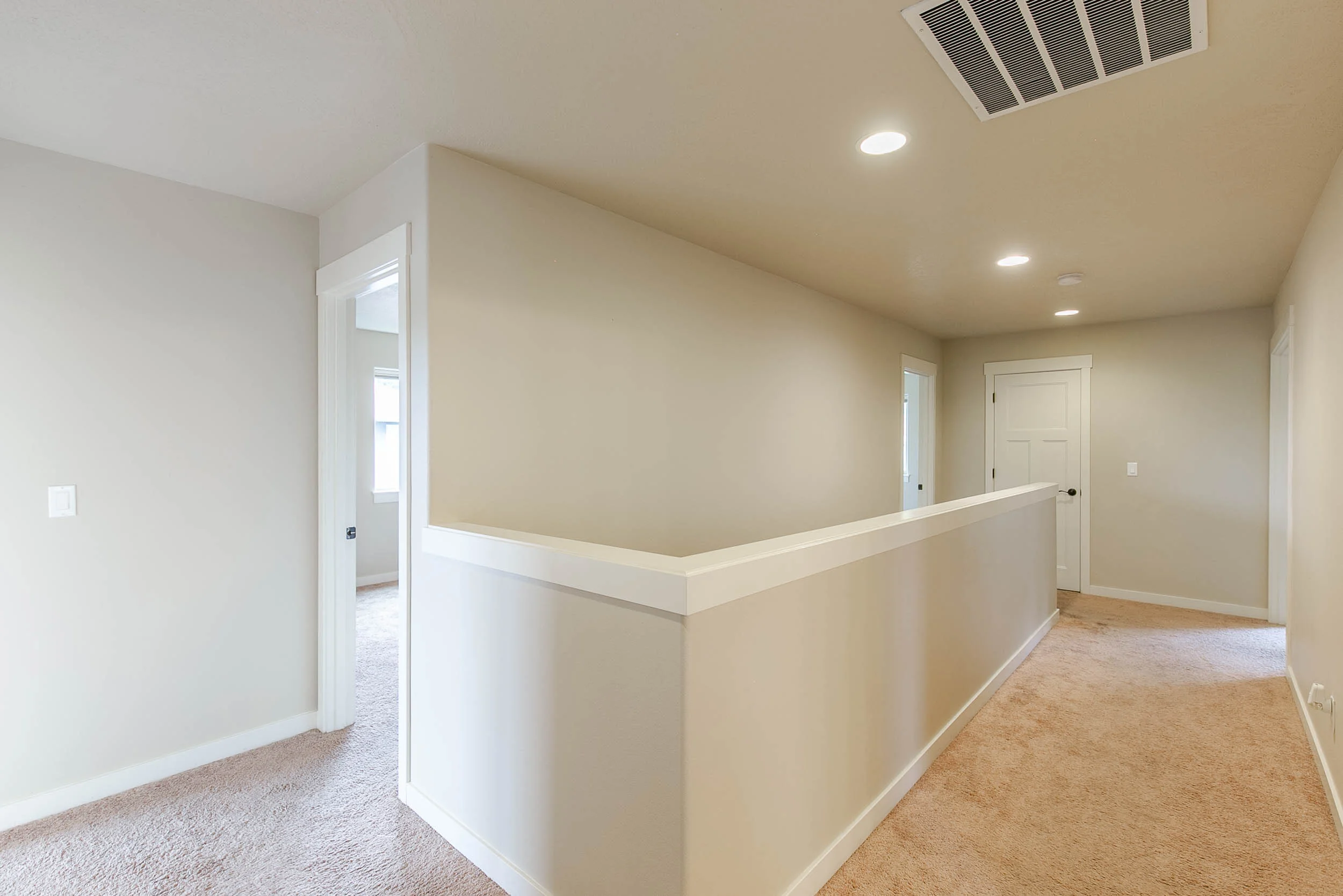 043_3571 Vista Heights Ln_MG_1498-HDR.jpg