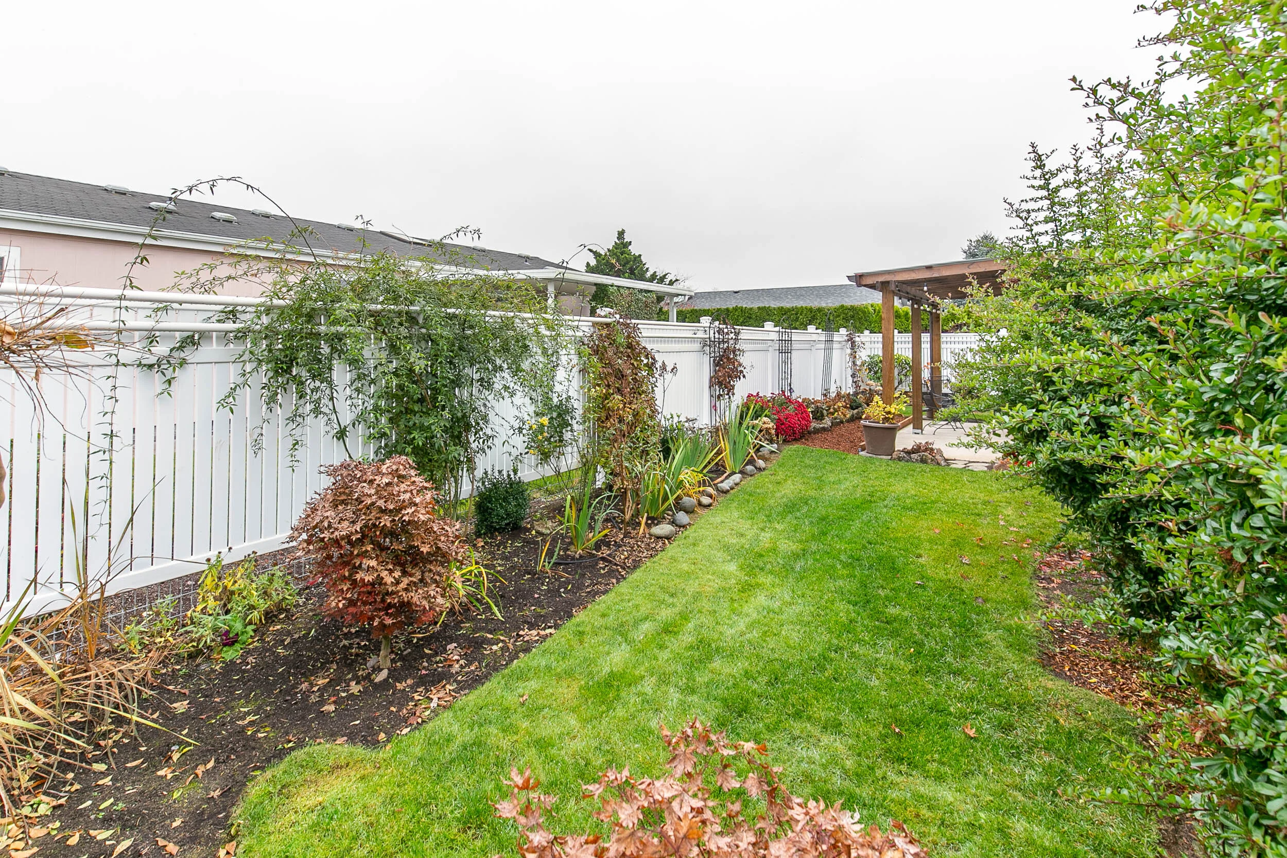 046_3220 Crescent Ave_MG_2167-HDR.jpg