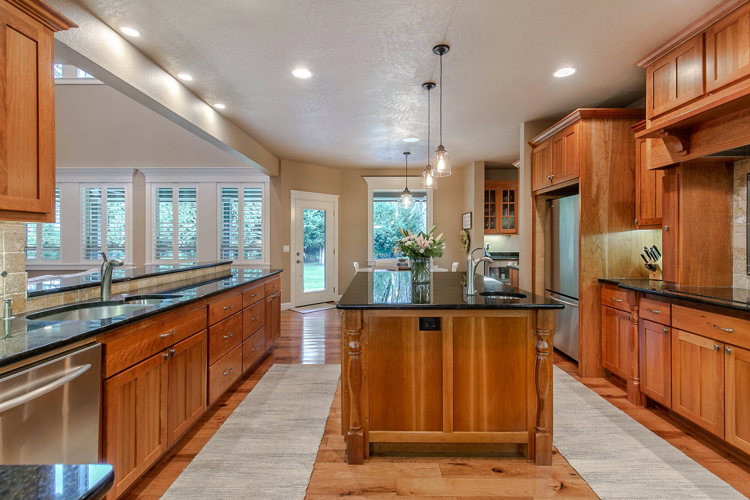 053_27135 Morganlee Ln_MG_4438-HDR.jpg