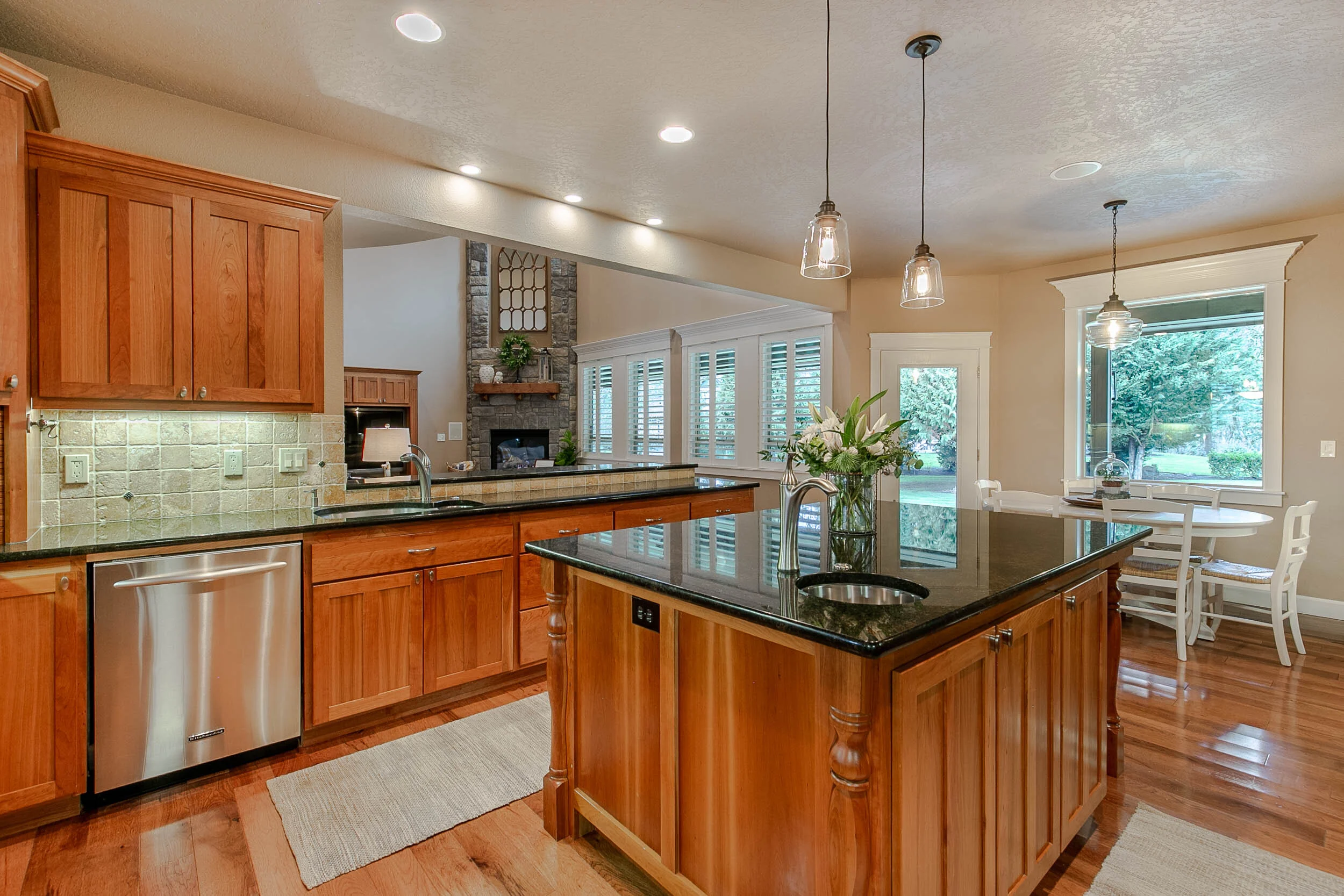 055_27135 Morganlee Ln_MG_4453-HDR.jpg