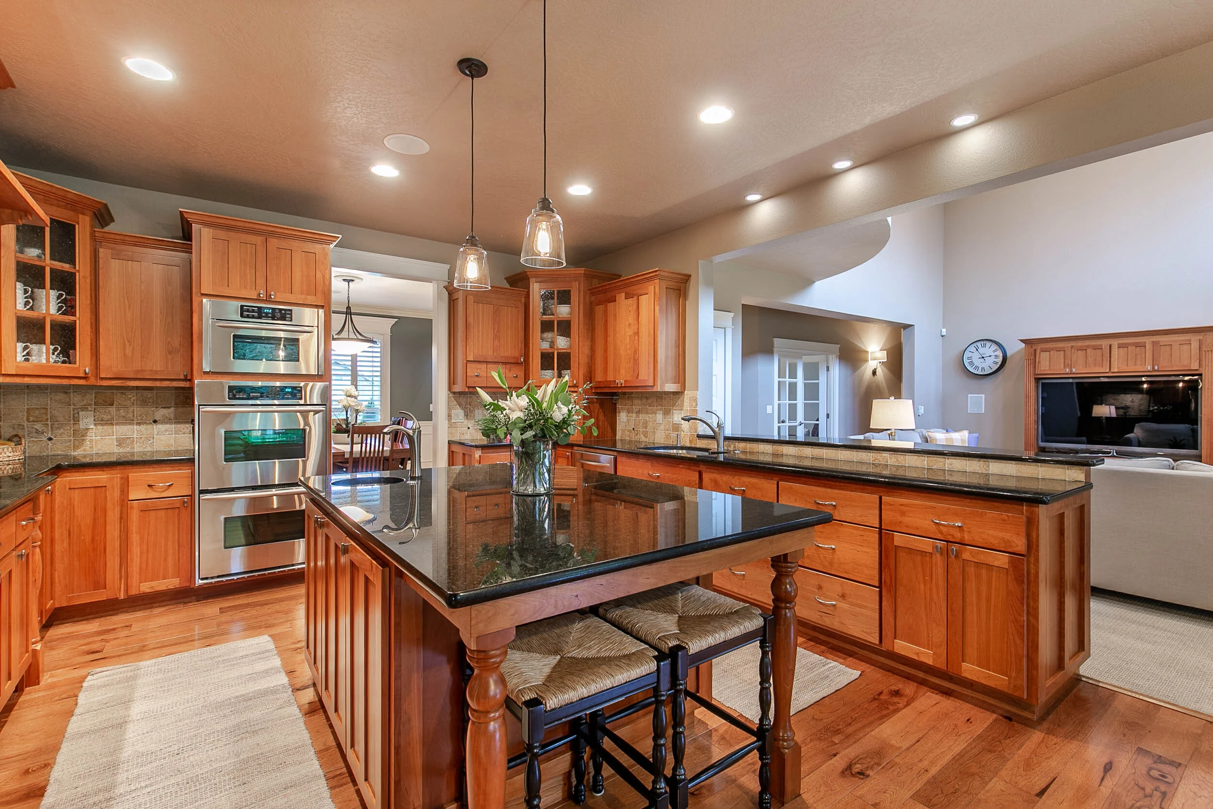 056_27135 Morganlee Ln_MG_4518-HDR.jpg
