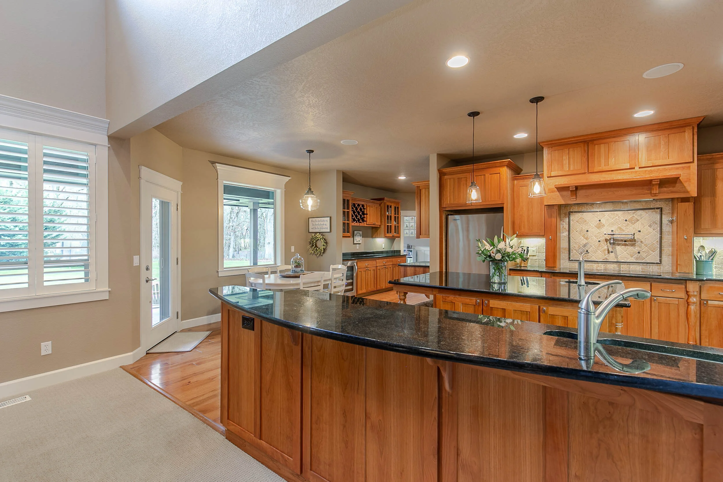 063_27135 Morganlee Ln_MG_4493-HDR.jpg