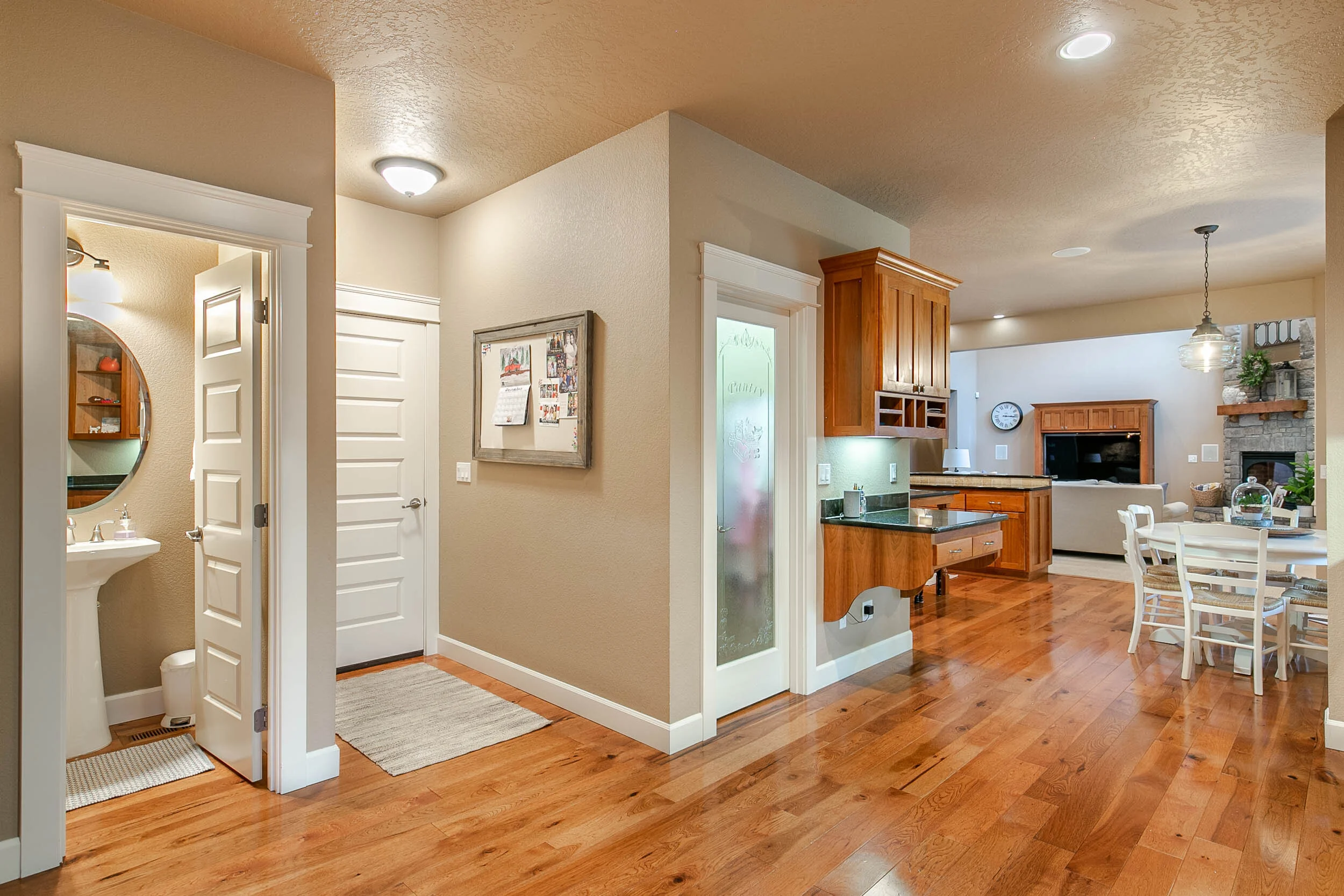 084_27135 Morganlee Ln_MG_4667-HDR.jpg