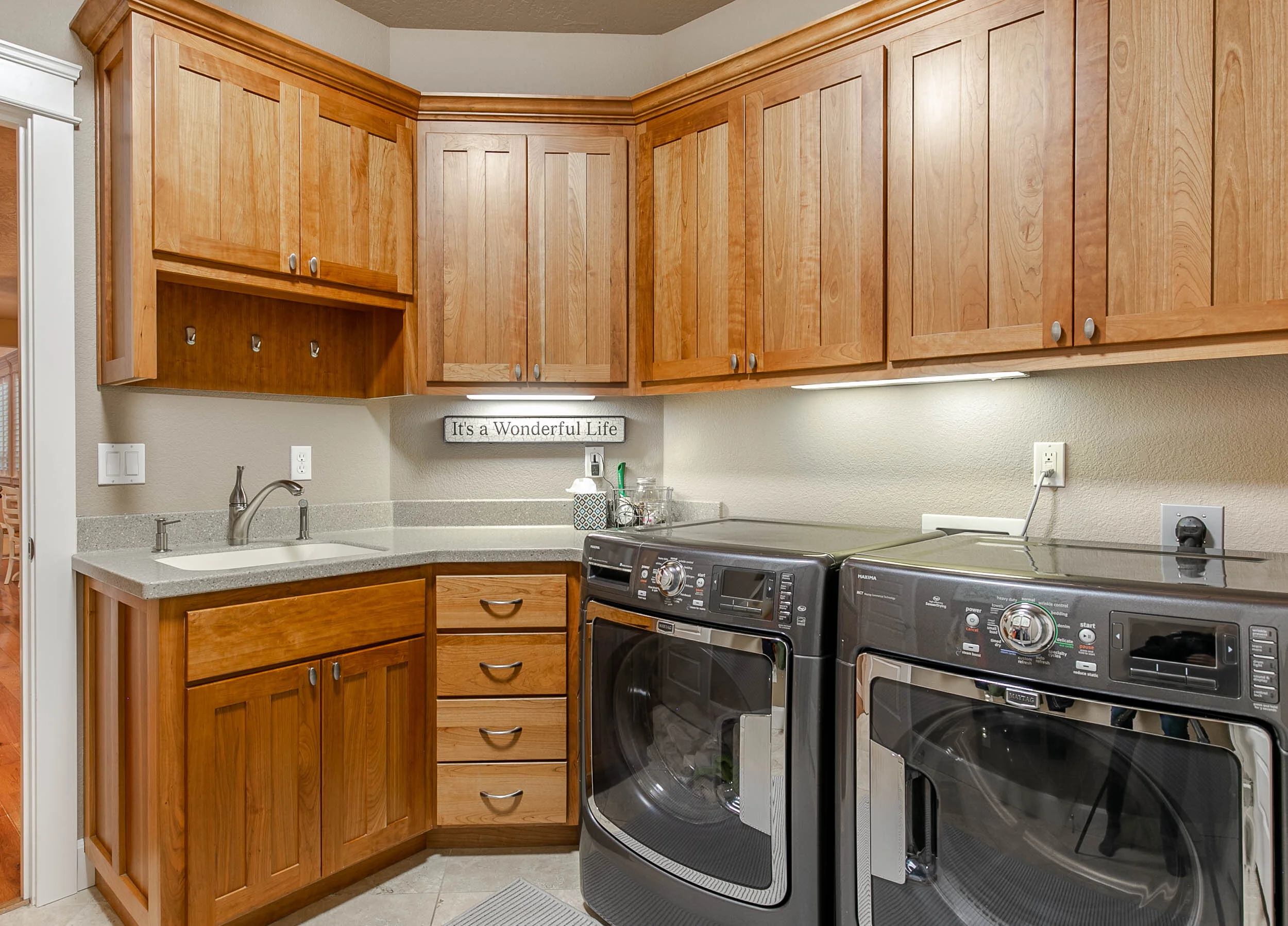 089_27135 Morganlee Ln_MG_4697-HDR.jpg