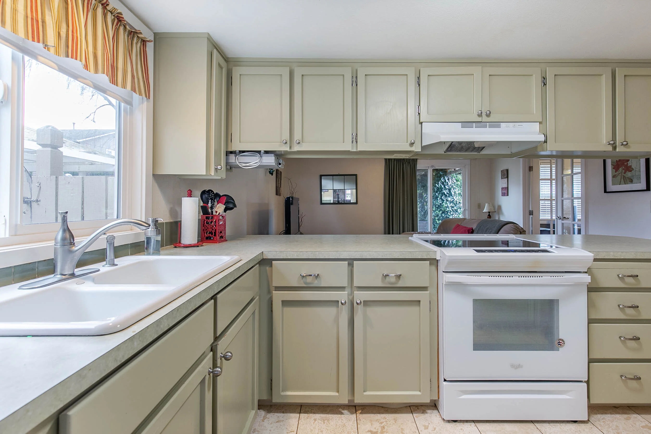 019_13642 SW Ashbury Ln_MG_9731-HDR.jpg