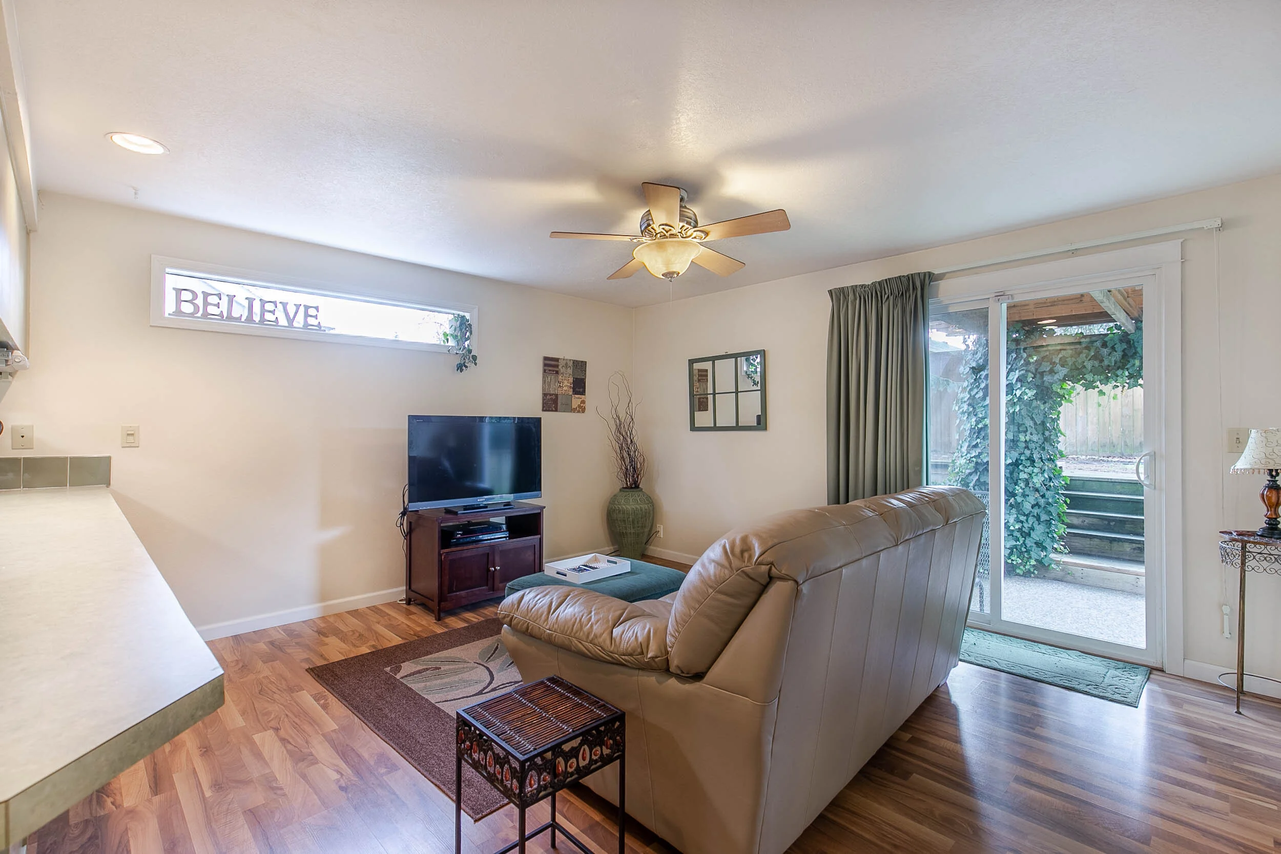 027_13642 SW Ashbury Ln_MG_9781-HDR.jpg