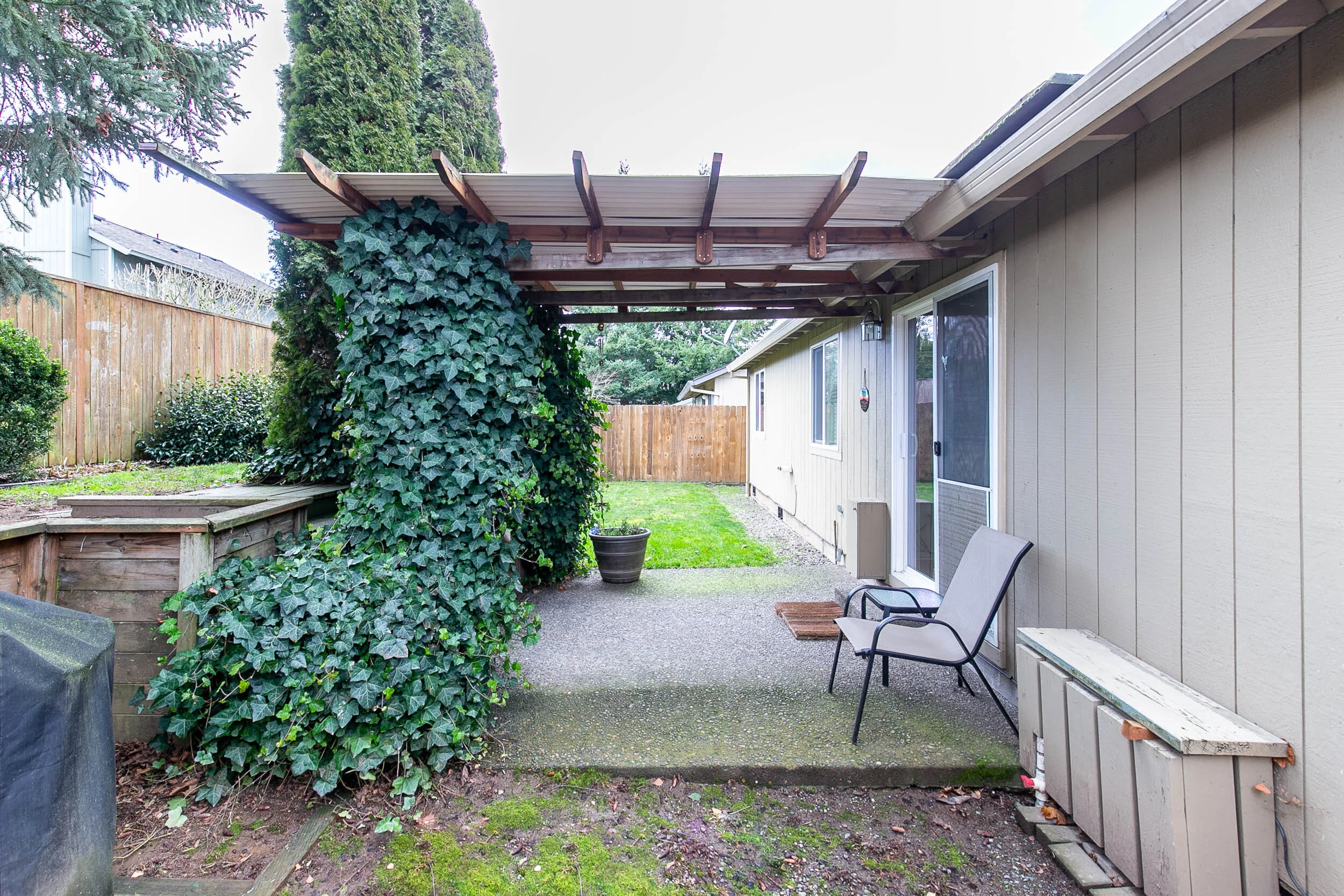 053_13642 SW Ashbury Ln_MG_9611-HDR.jpg