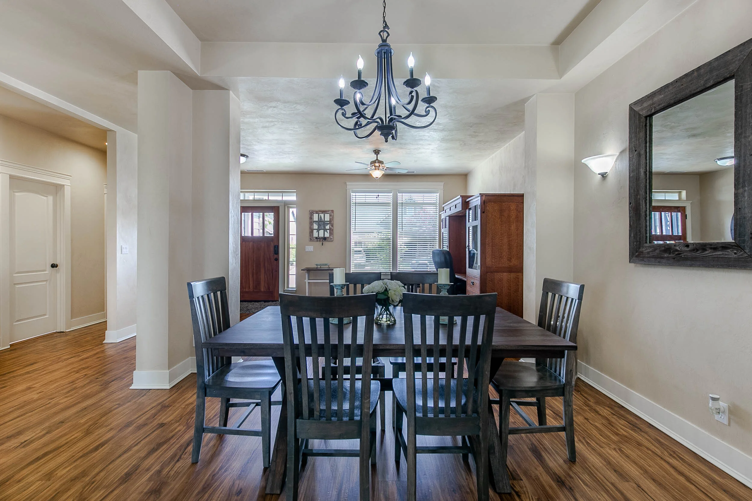 017_96 Almond Way_MG_2580-HDR.jpg