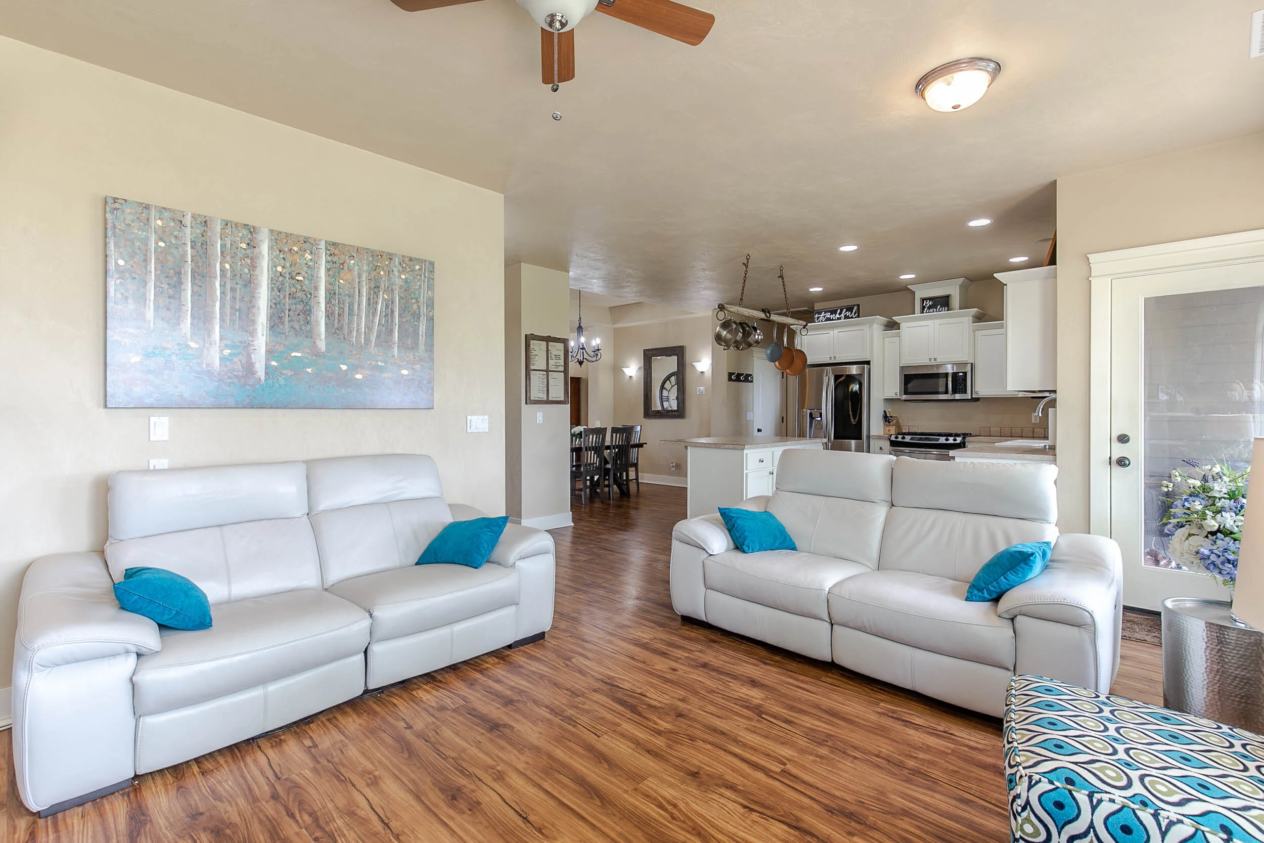 030_96 Almond Way_MG_2670-HDR.jpg