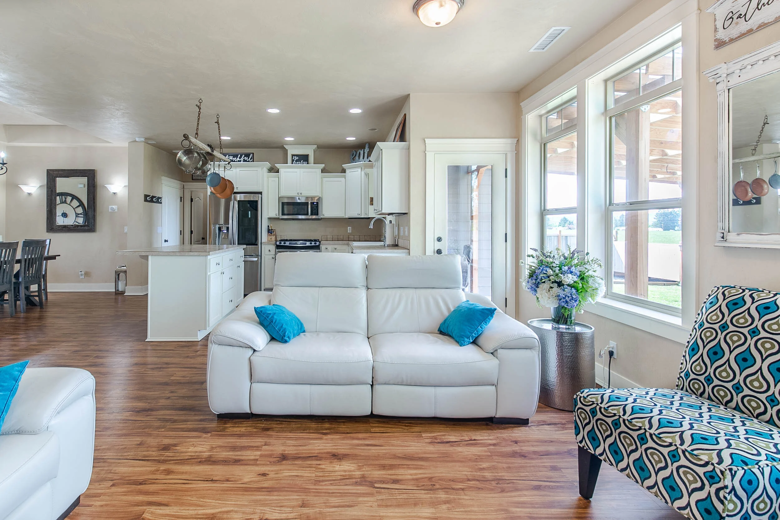 031_96 Almond Way_MG_2675-HDR.jpg