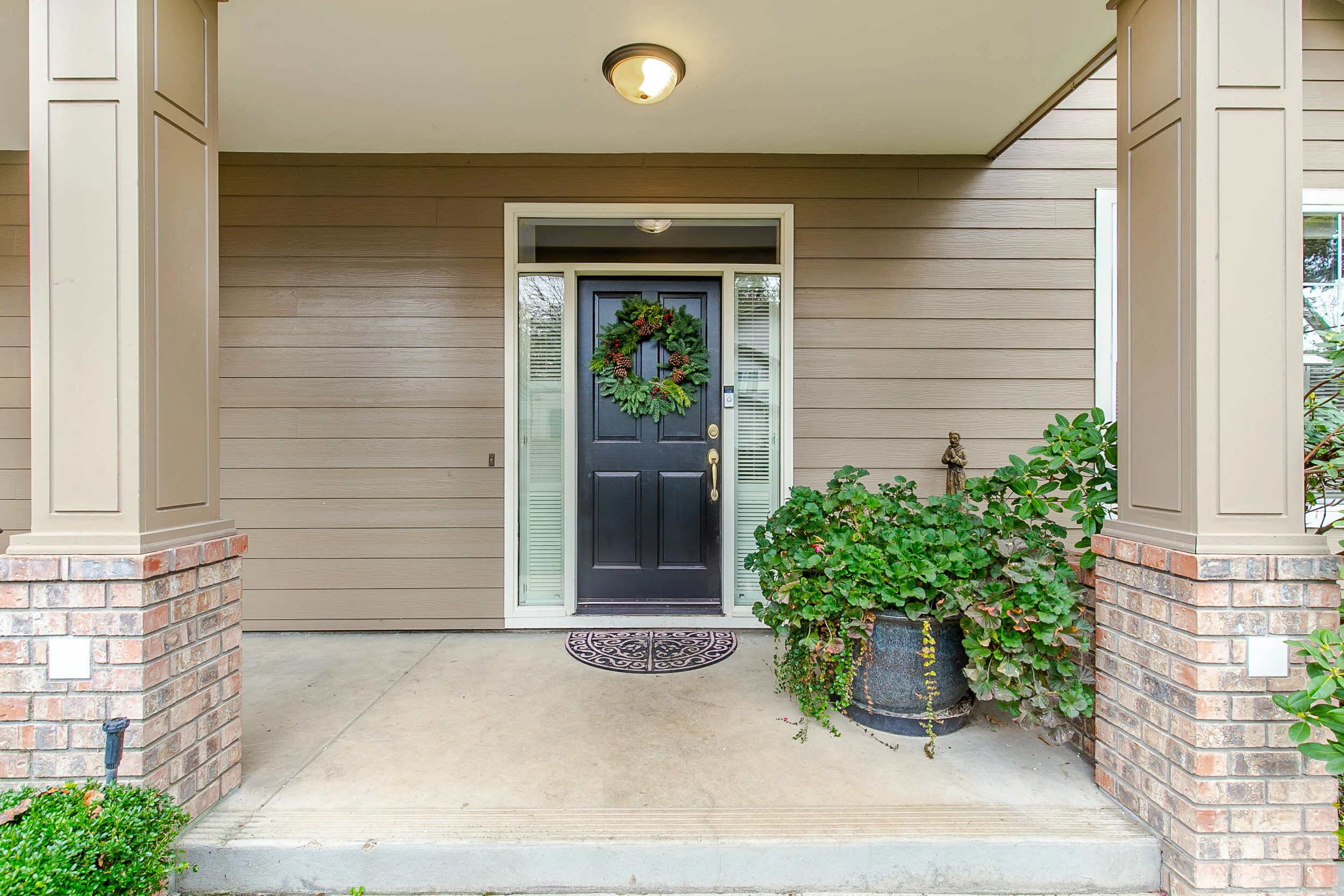 005_1325 Ravenwood _MG_1251-HDR.jpg