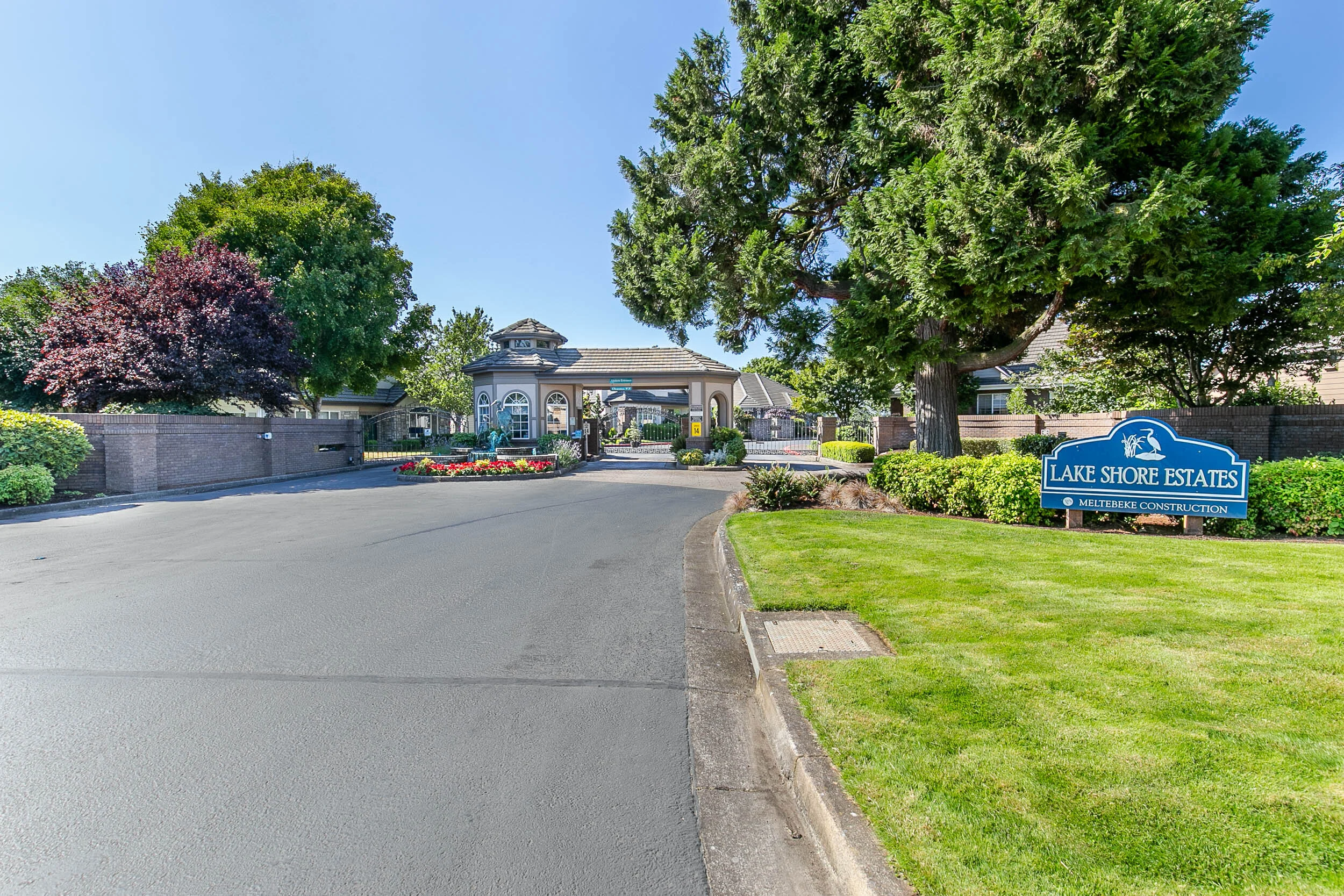 001_Lake Shore Dr_MG_8491-HDR.jpg