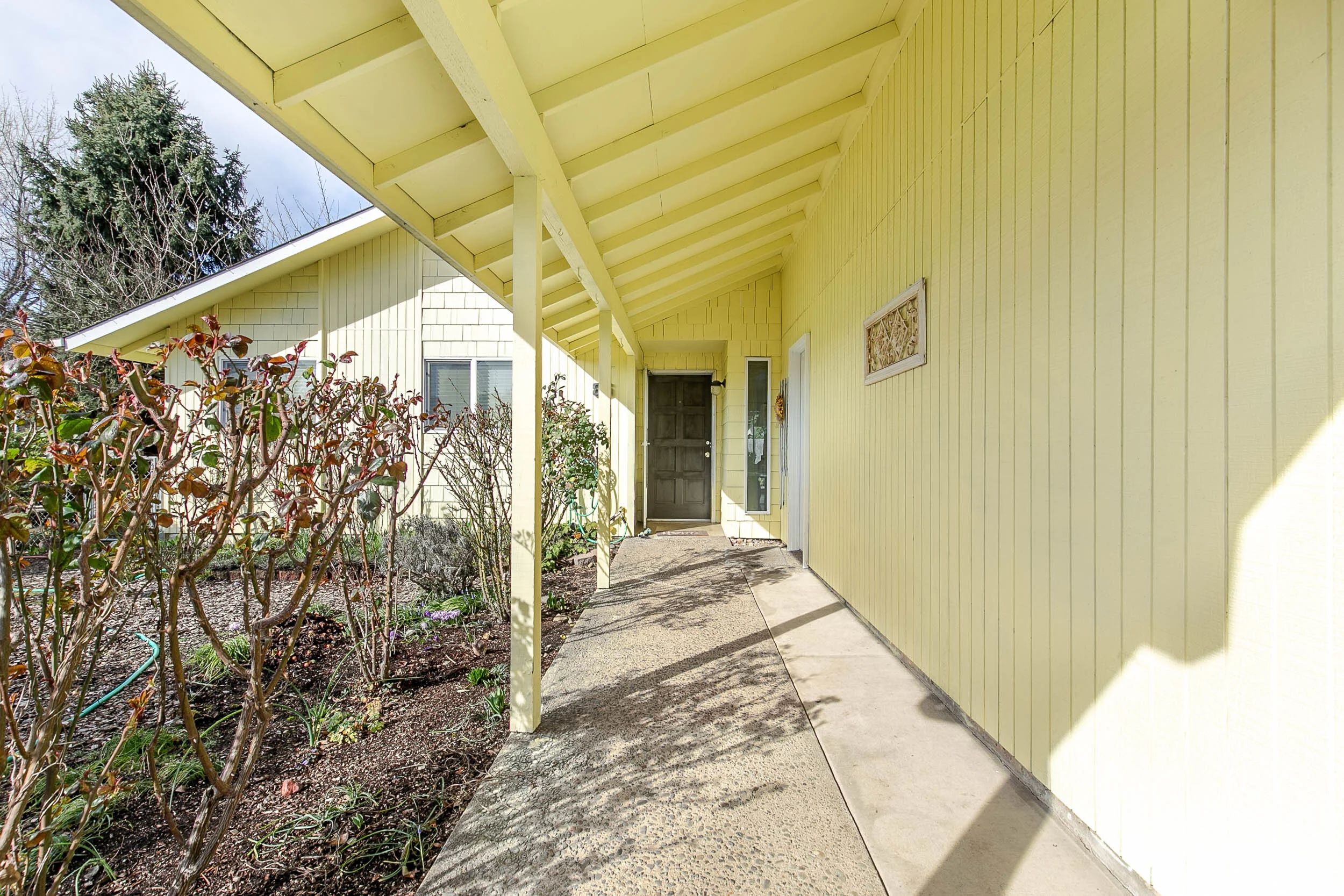 005_85 Lynnbrook Dr_MG_0515-HDR.jpg