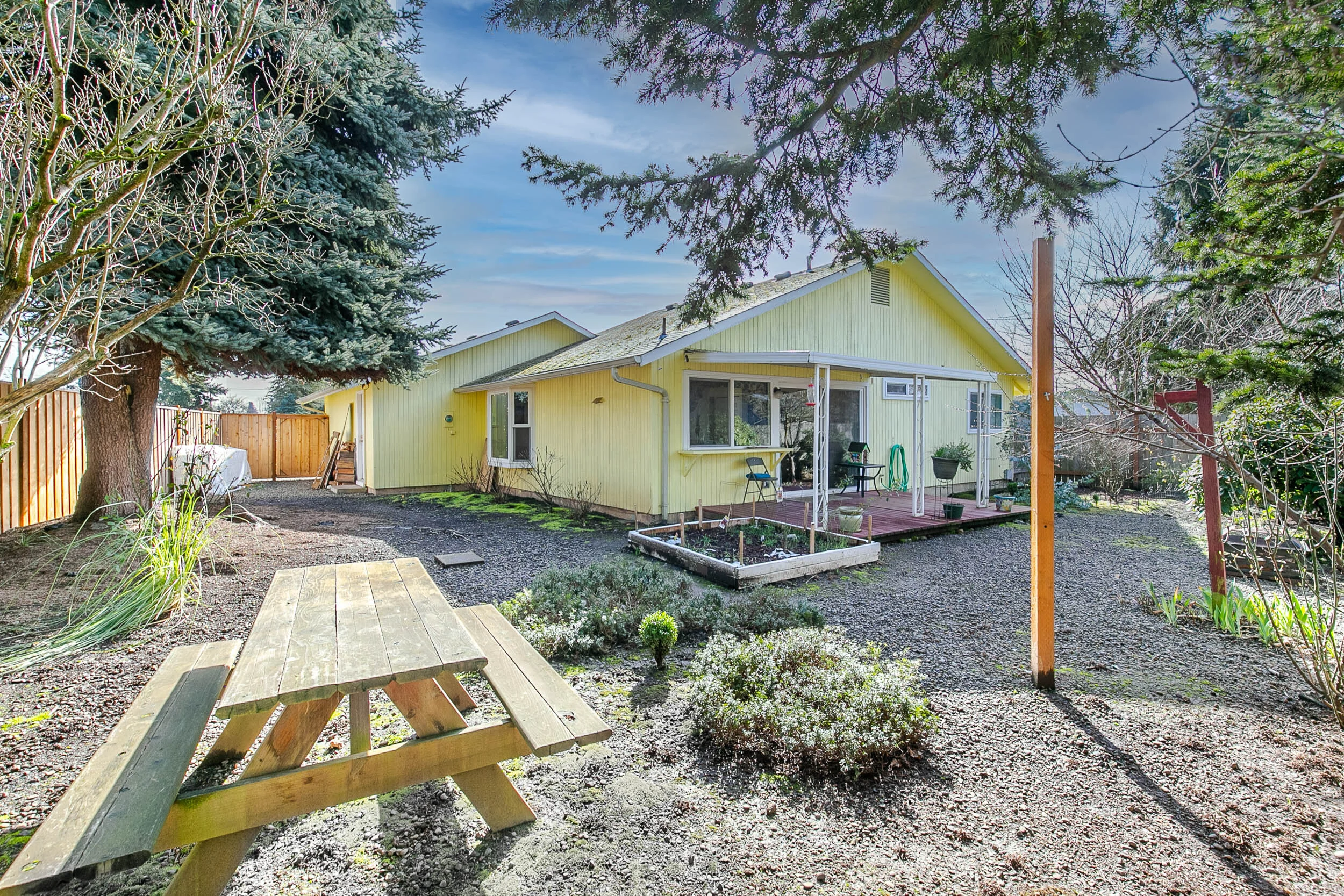 026_85 Lynnbrook Dr_MG_0487-HDR-Edit.jpg