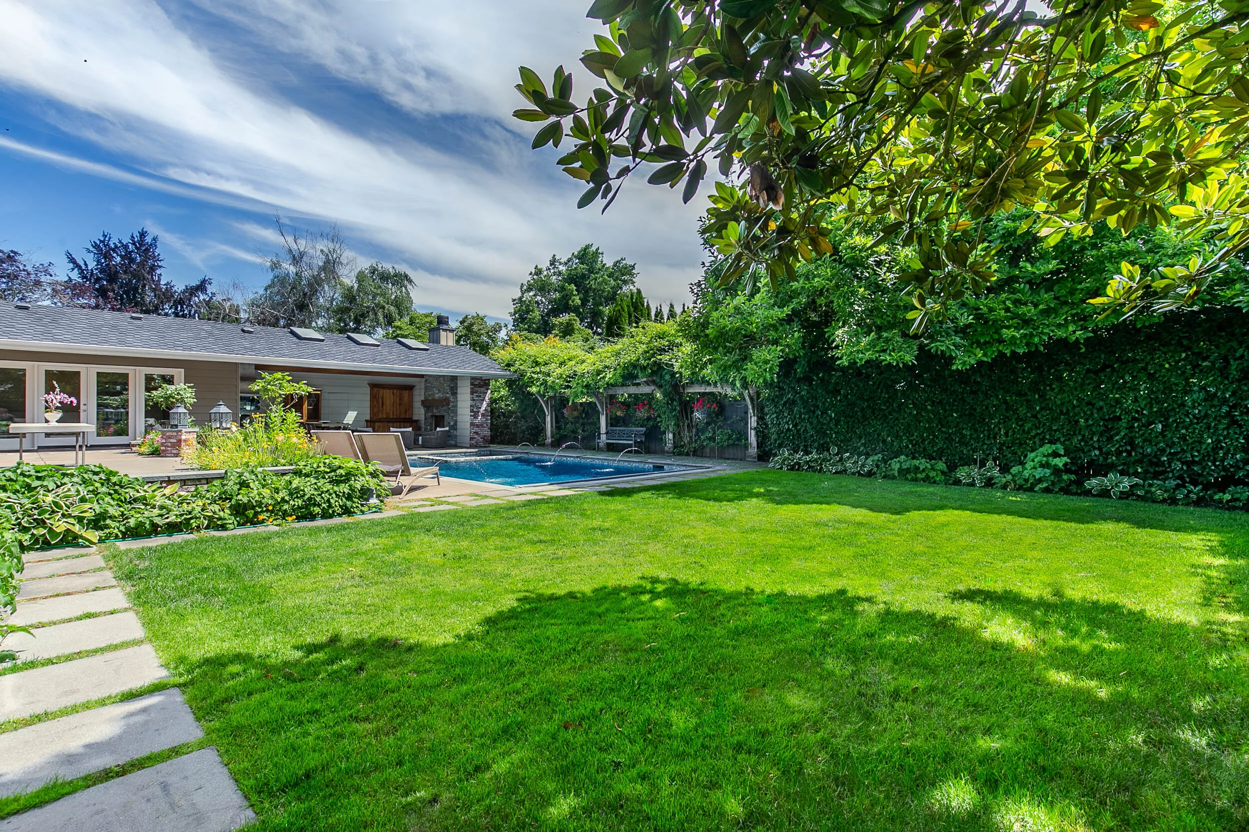 111_485 Fiar Oaks Dr_MG_5647-HDR.jpg