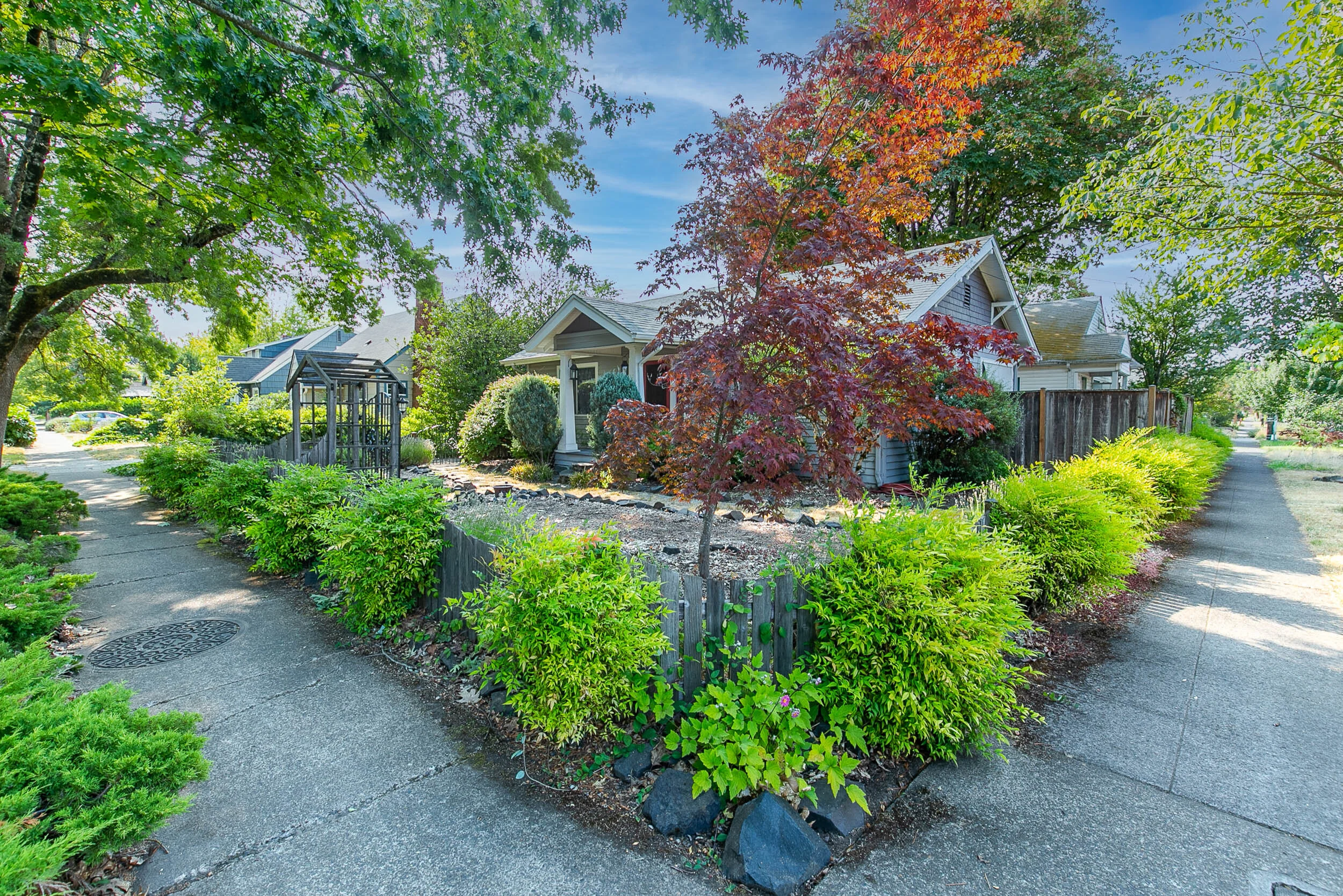 003_1290 W 11th_MG_7435-HDR-Edit.jpg
