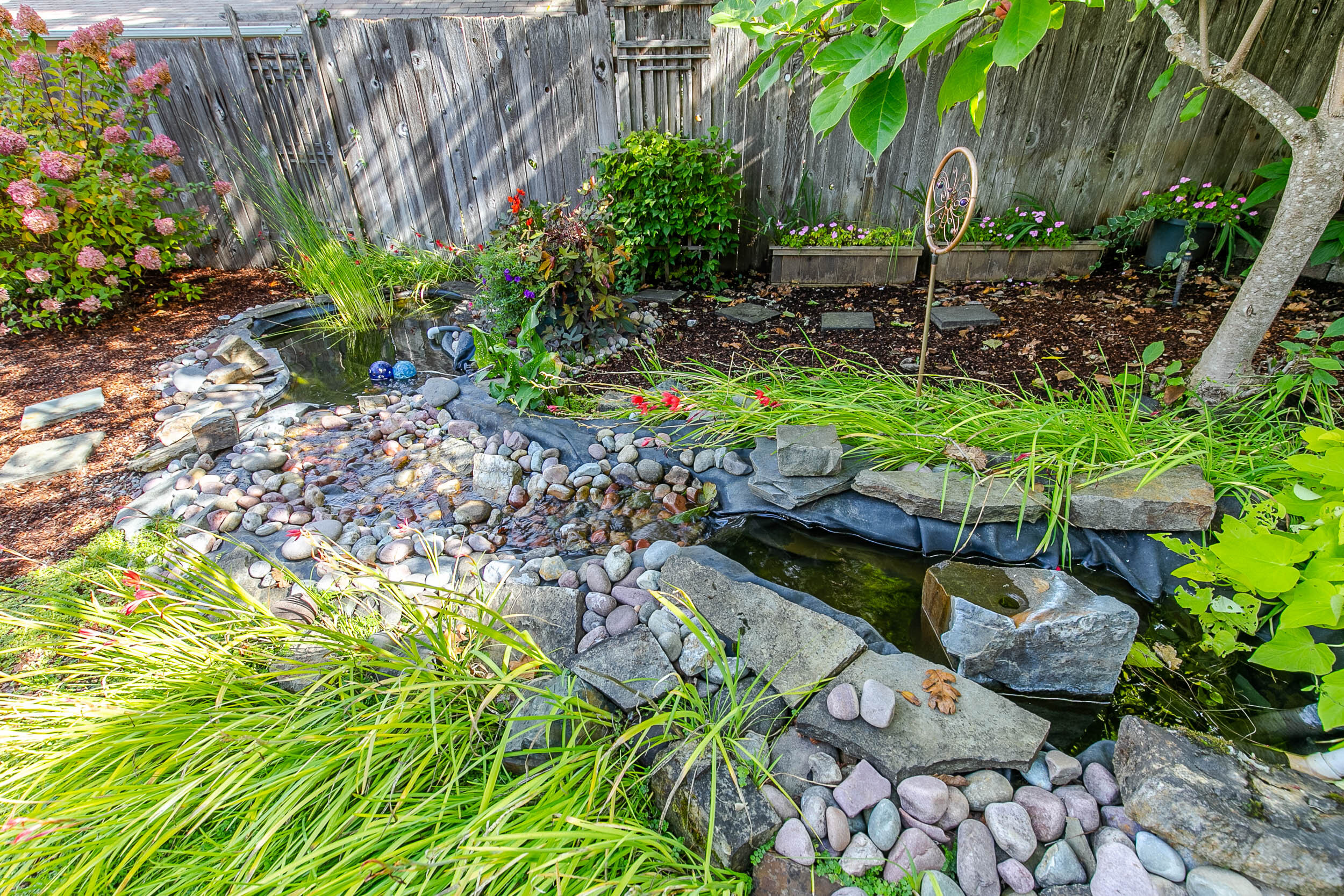 045_661 S 70th_MG_6163-HDR.jpg