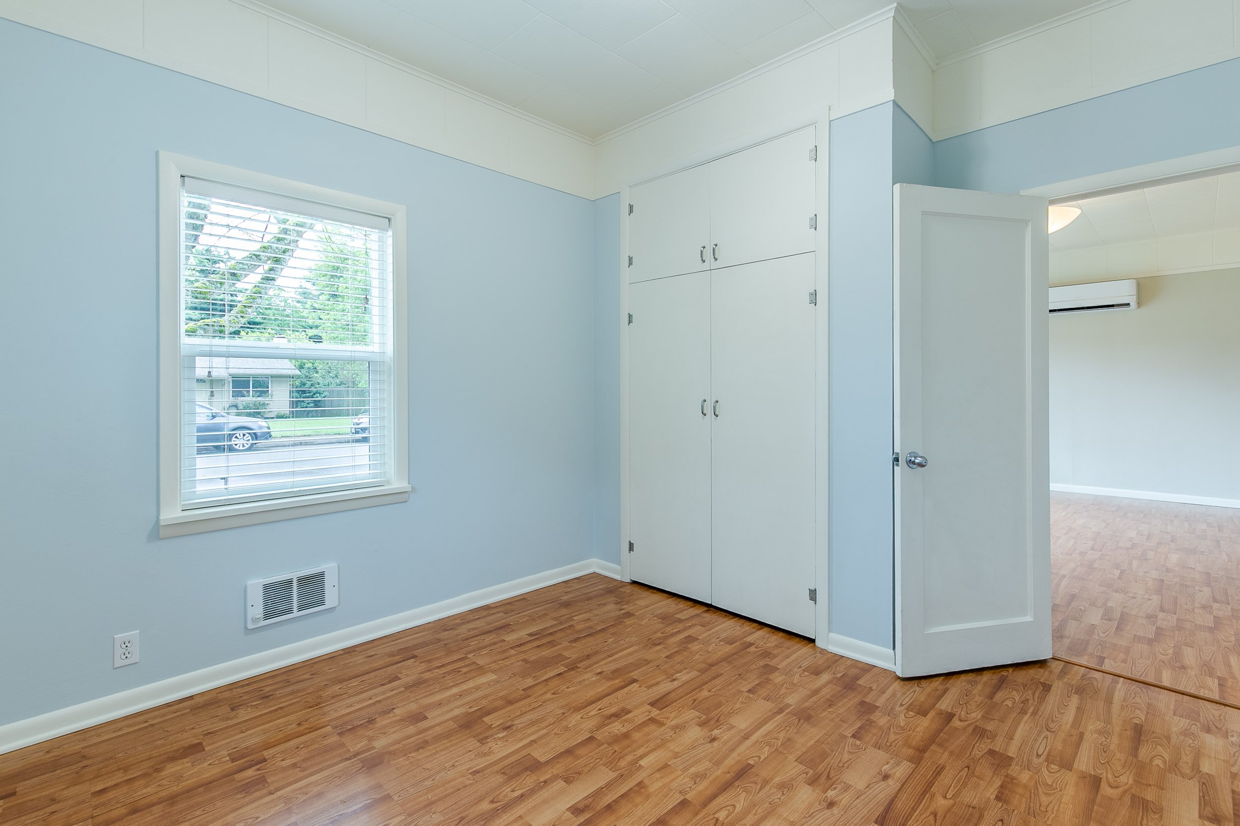 012_476 U St Springfield_MG_4979-HDR.jpg