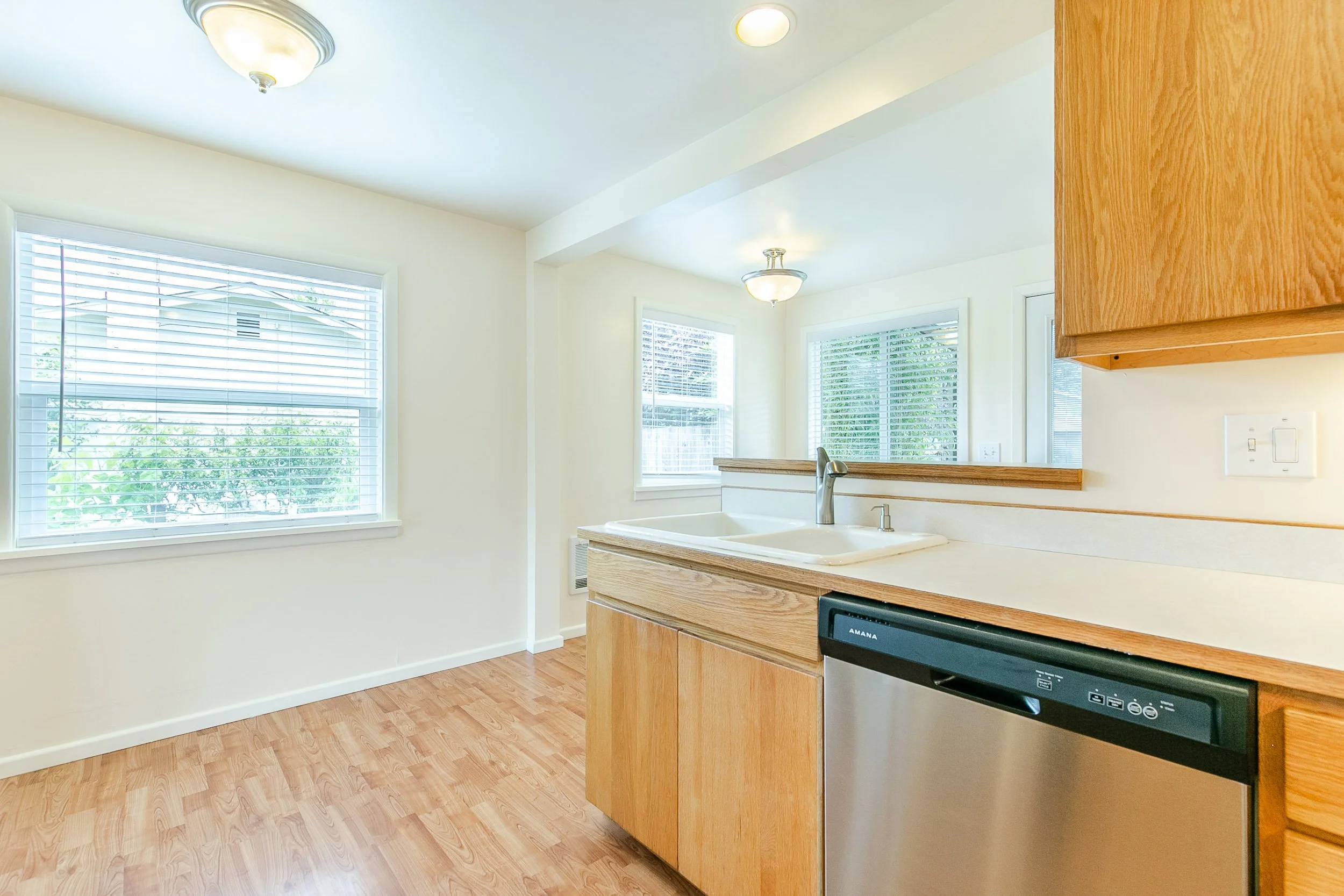 021_476 U St Springfield_MG_5034-HDR.jpg