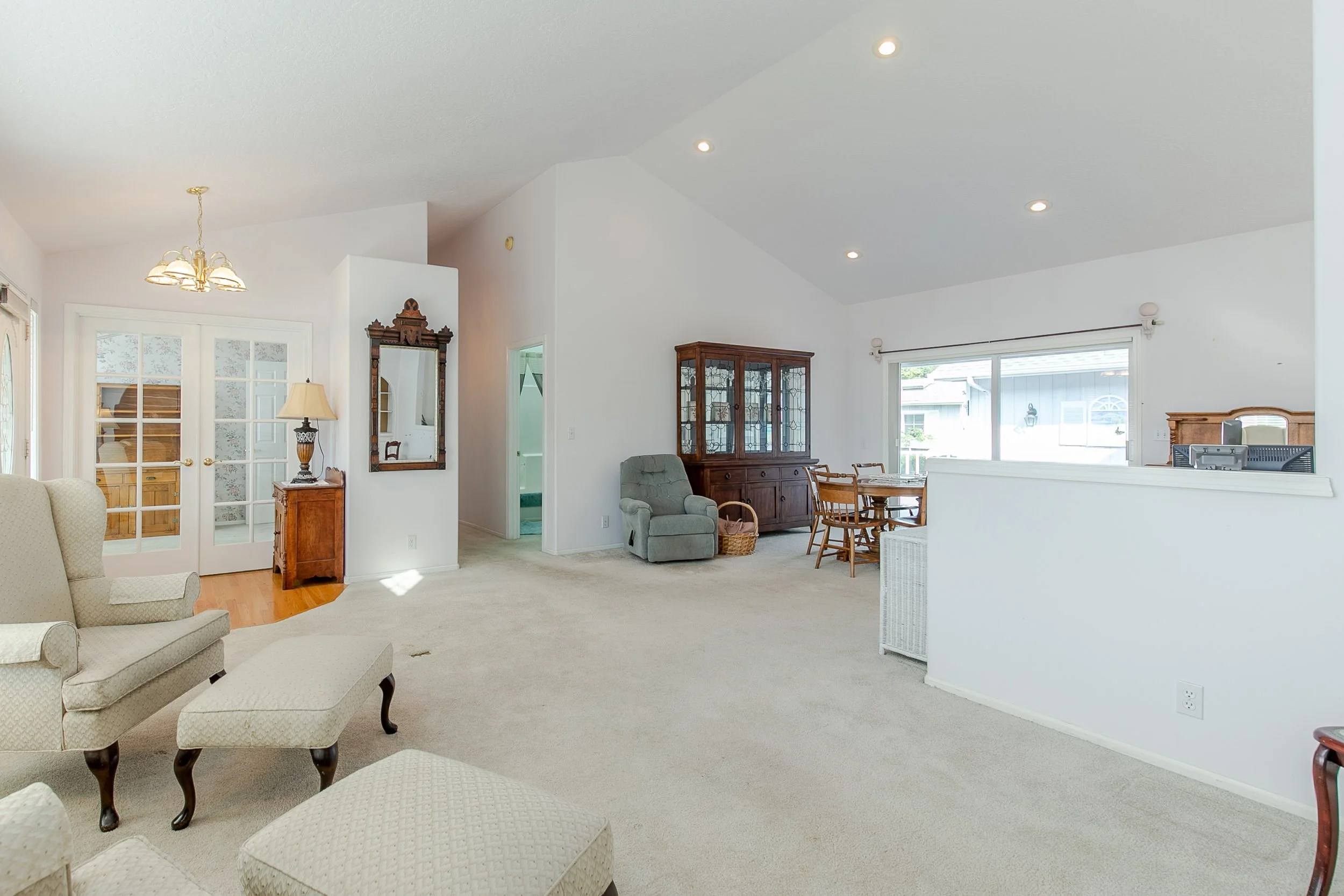 012_2911 Shirley St_MG_5623-HDR.jpg