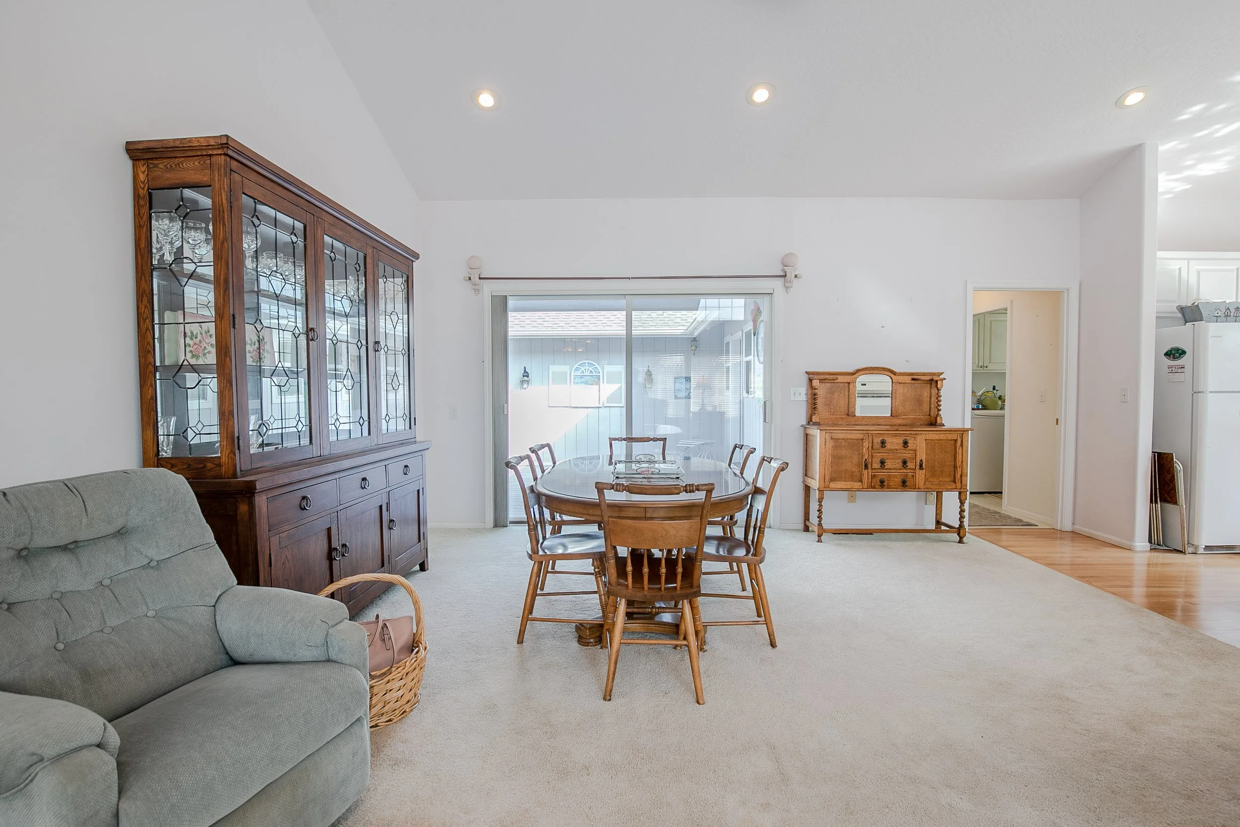 015_2911 Shirley St_MG_5638-HDR.jpg