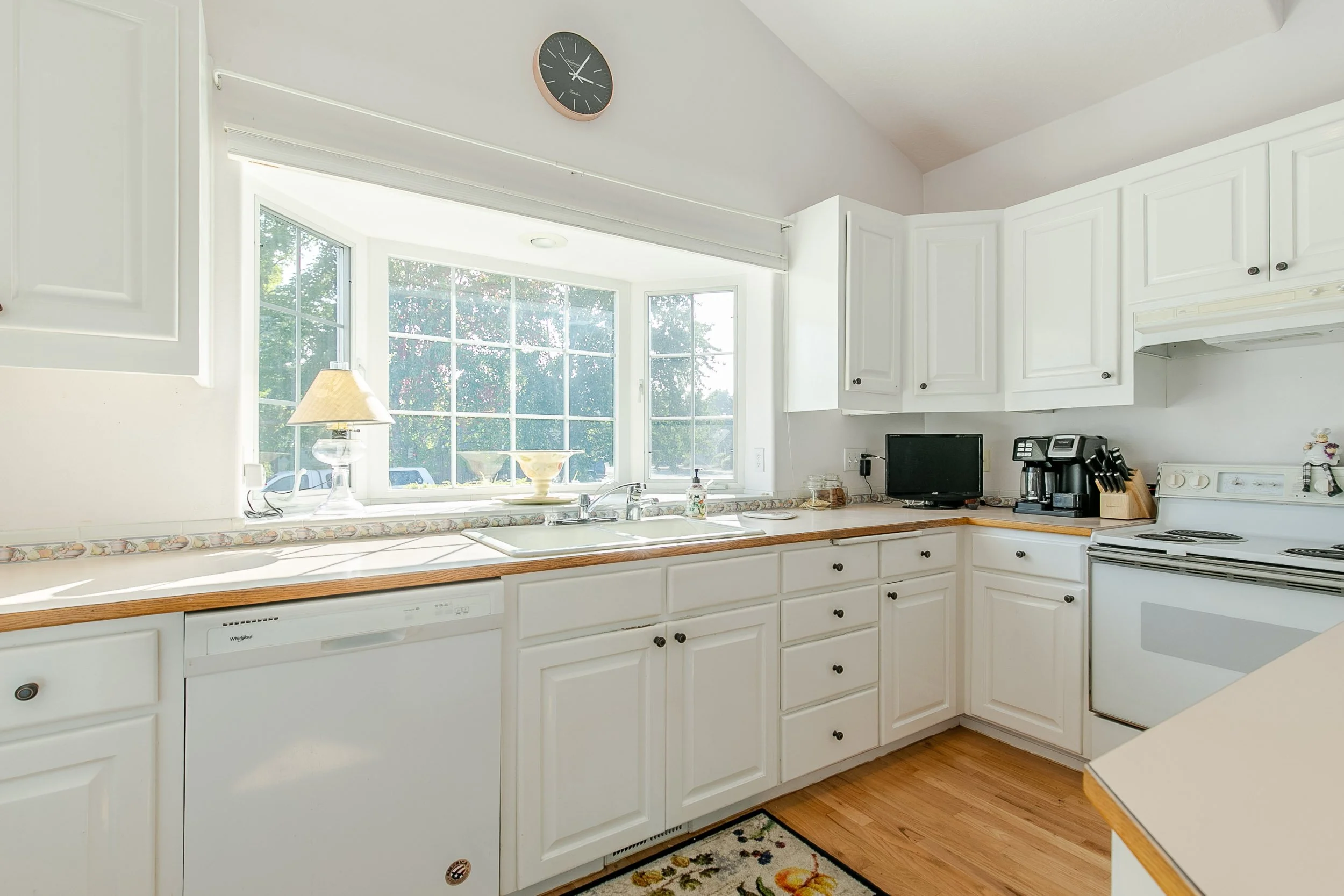 022_2911 Shirley St_MG_5728-HDR.jpg