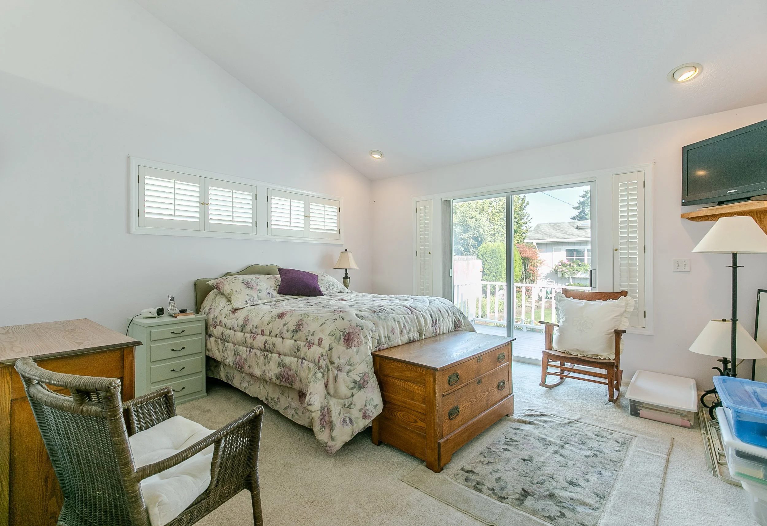 035_2911 Shirley St_MG_5773-HDR.jpg